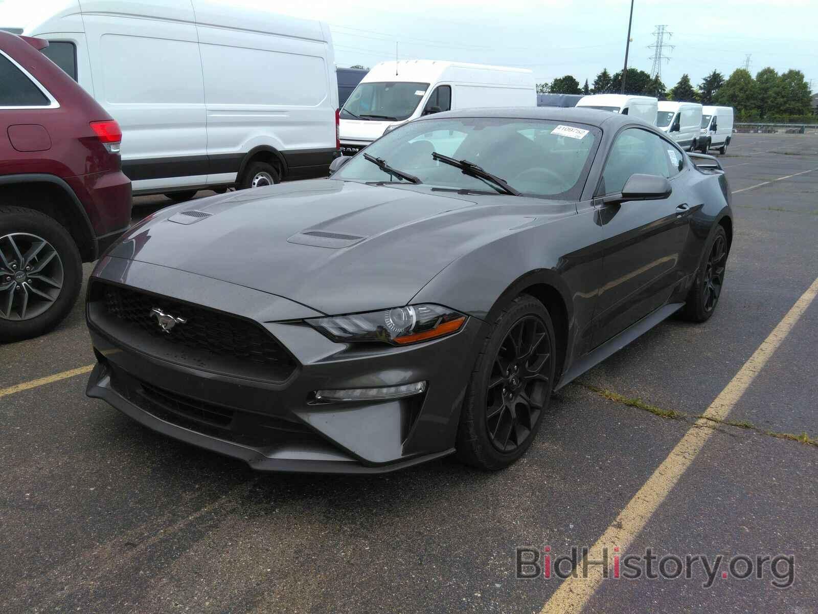 Photo 1FA6P8TH3J5107902 - Ford Mustang 2018