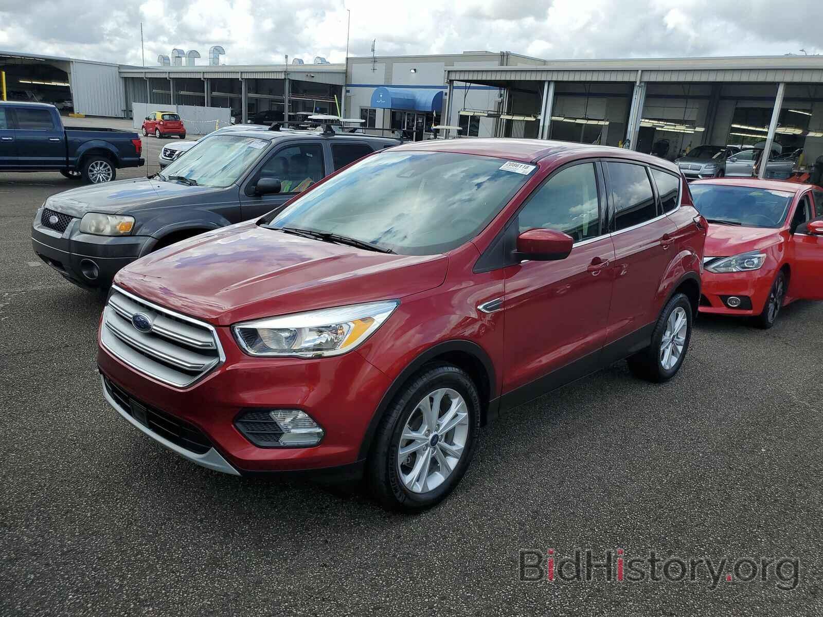 Photo 1FMCU0GDXKUB74966 - Ford Escape 2019