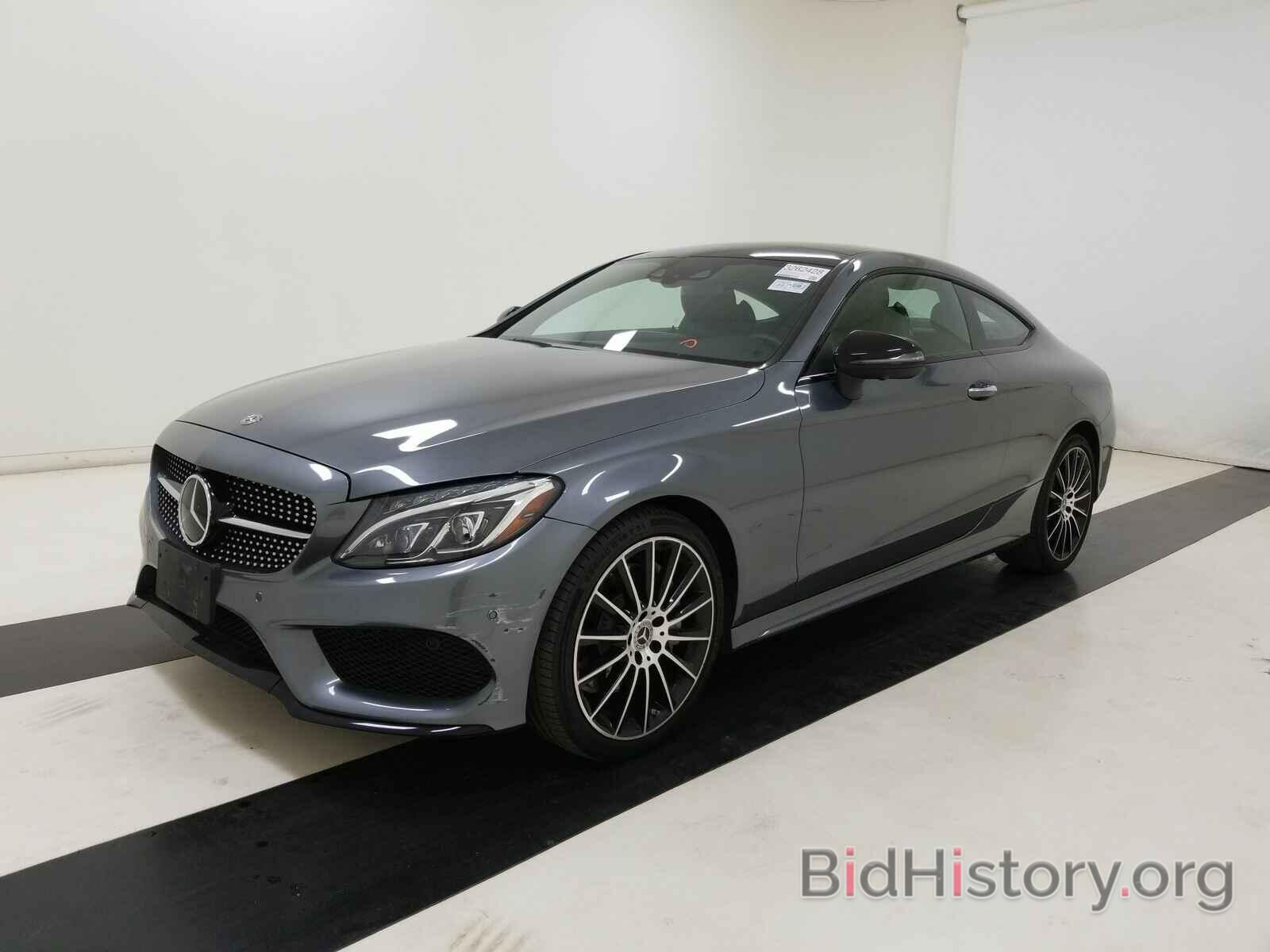 Photo WDDWJ4JB1HF574118 - Mercedes-Benz C-Class 2017