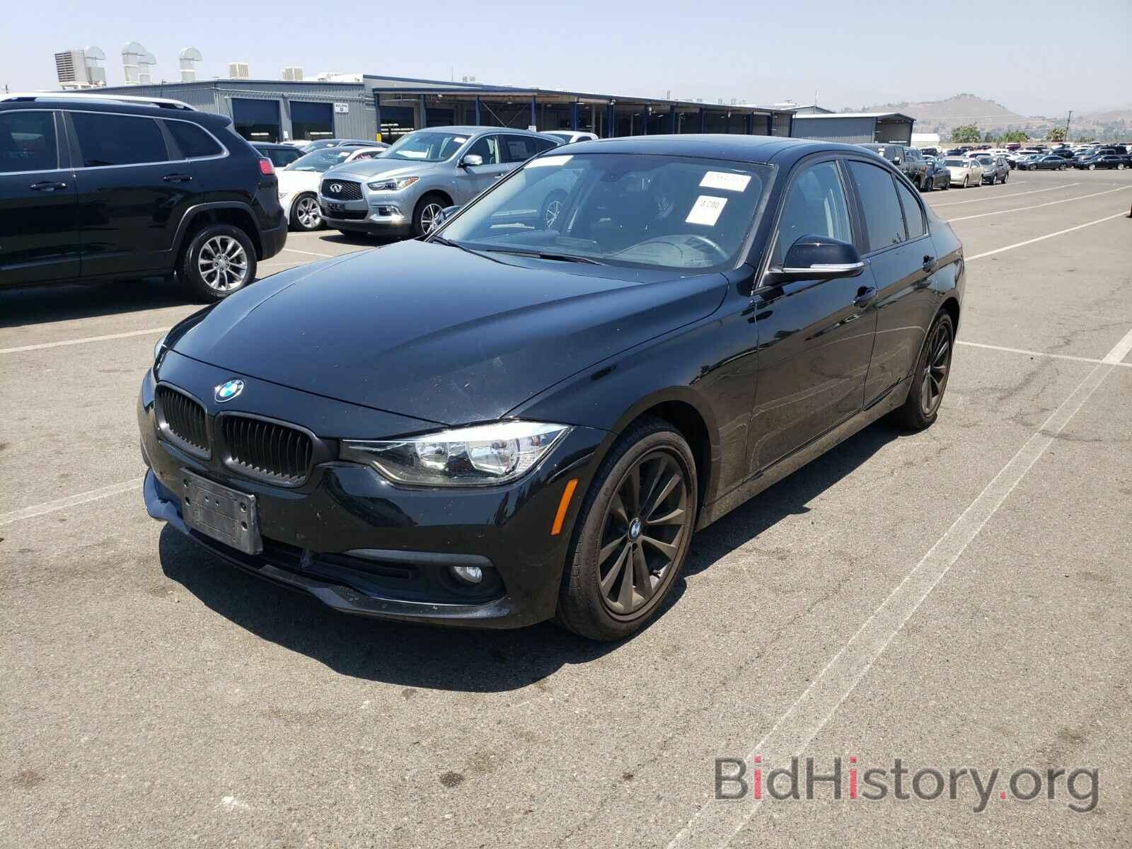 Photo WBA8E1G50GNT37449 - BMW 3 Series 2016