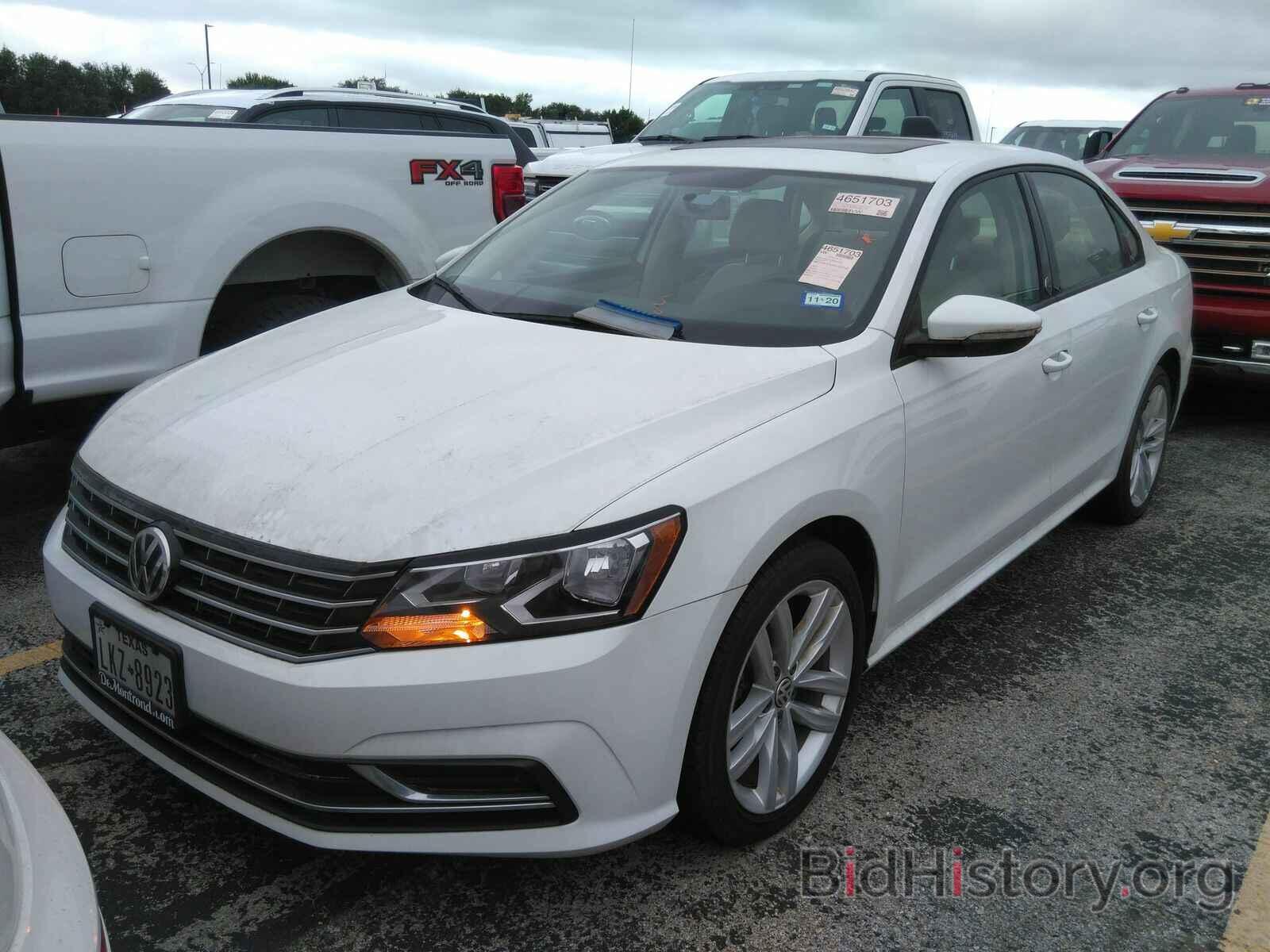 Photo 1VWLA7A35KC005169 - Volkswagen Passat 2019