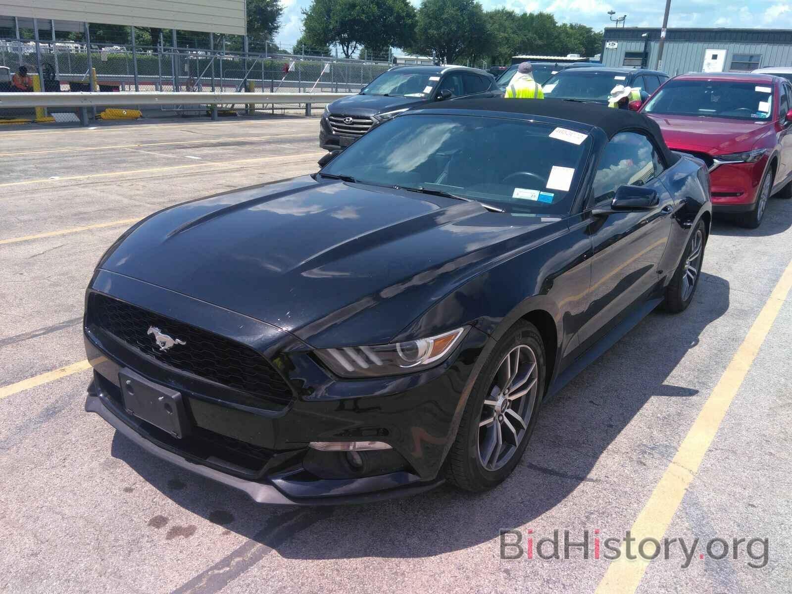Photo 1FATP8UH4G5291516 - Ford Mustang 2016