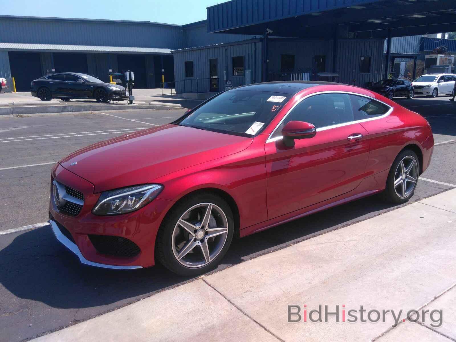 Photo WDDWJ4KB7HF237385 - Mercedes-Benz C-Class 2017