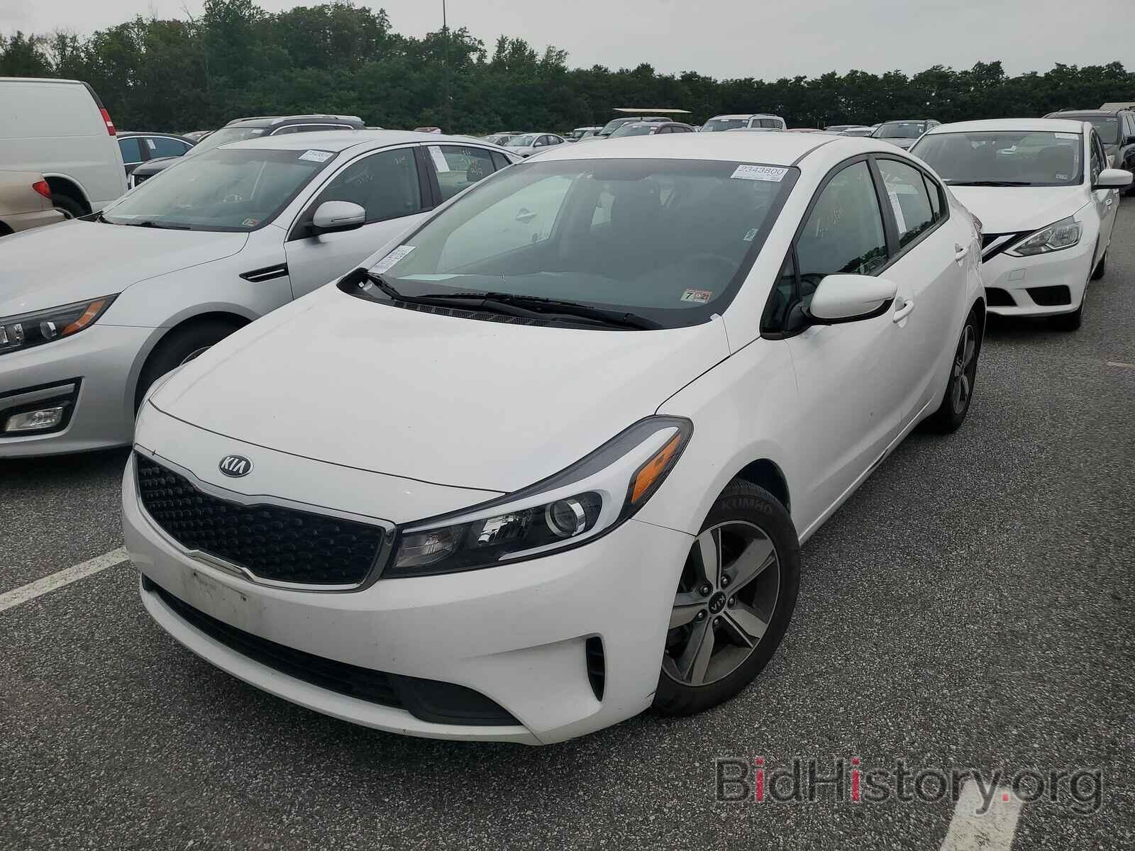 Photo 3KPFL4A71JE201323 - Kia Forte LX 2018