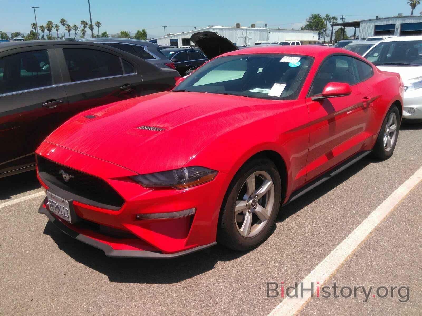 Photo 1FA6P8TH3J5180784 - Ford Mustang 2018