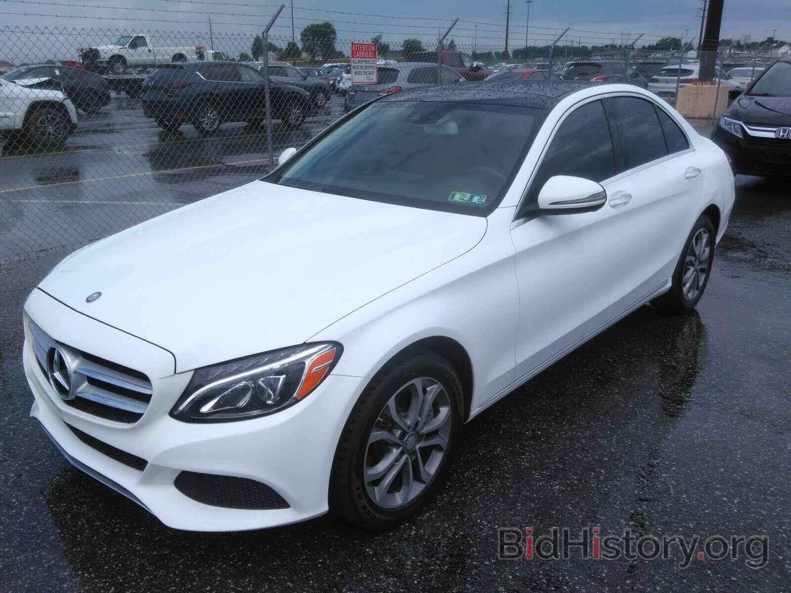 Photo 55SWF4KB6GU115596 - Mercedes-Benz C-Class 2016