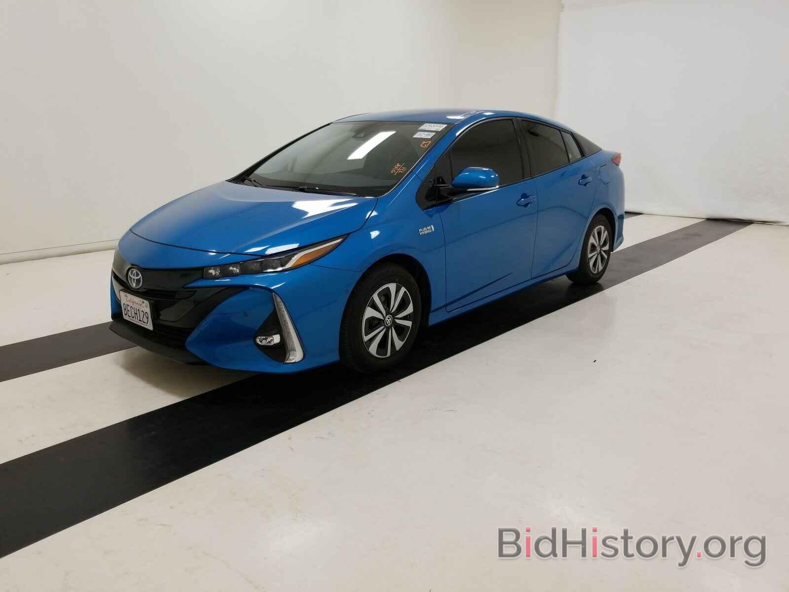 Photo JTDKARFP6H3038356 - Toyota Prius Prime 2017