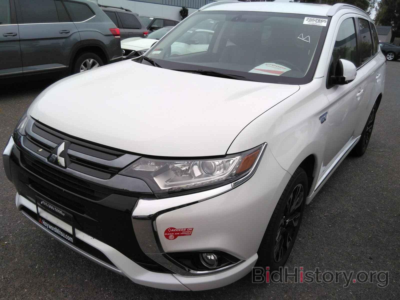 Photo JA4J24A52JZ071840 - Mitsubishi Outlander PHEV 2018