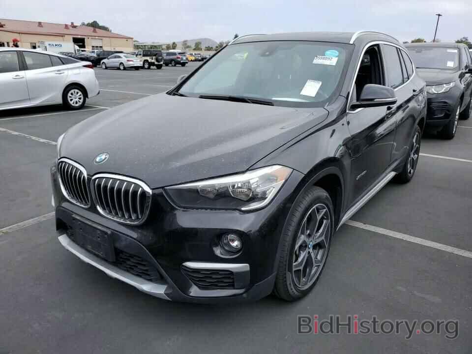 Photo WBXHT3C33J5F90383 - BMW X1 2018