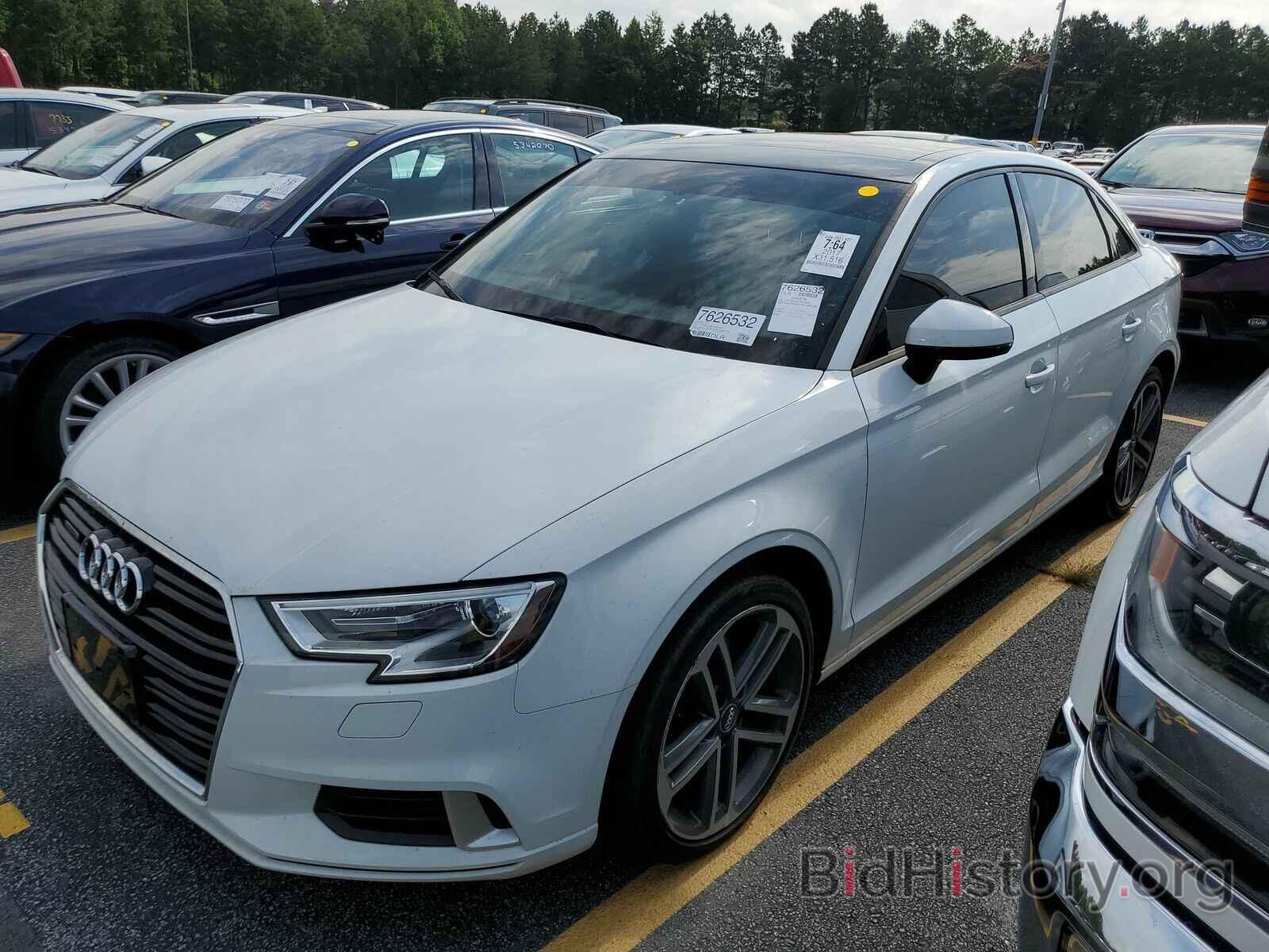 Photo WAUB8GFF4H1065135 - Audi A3 Sedan 2017