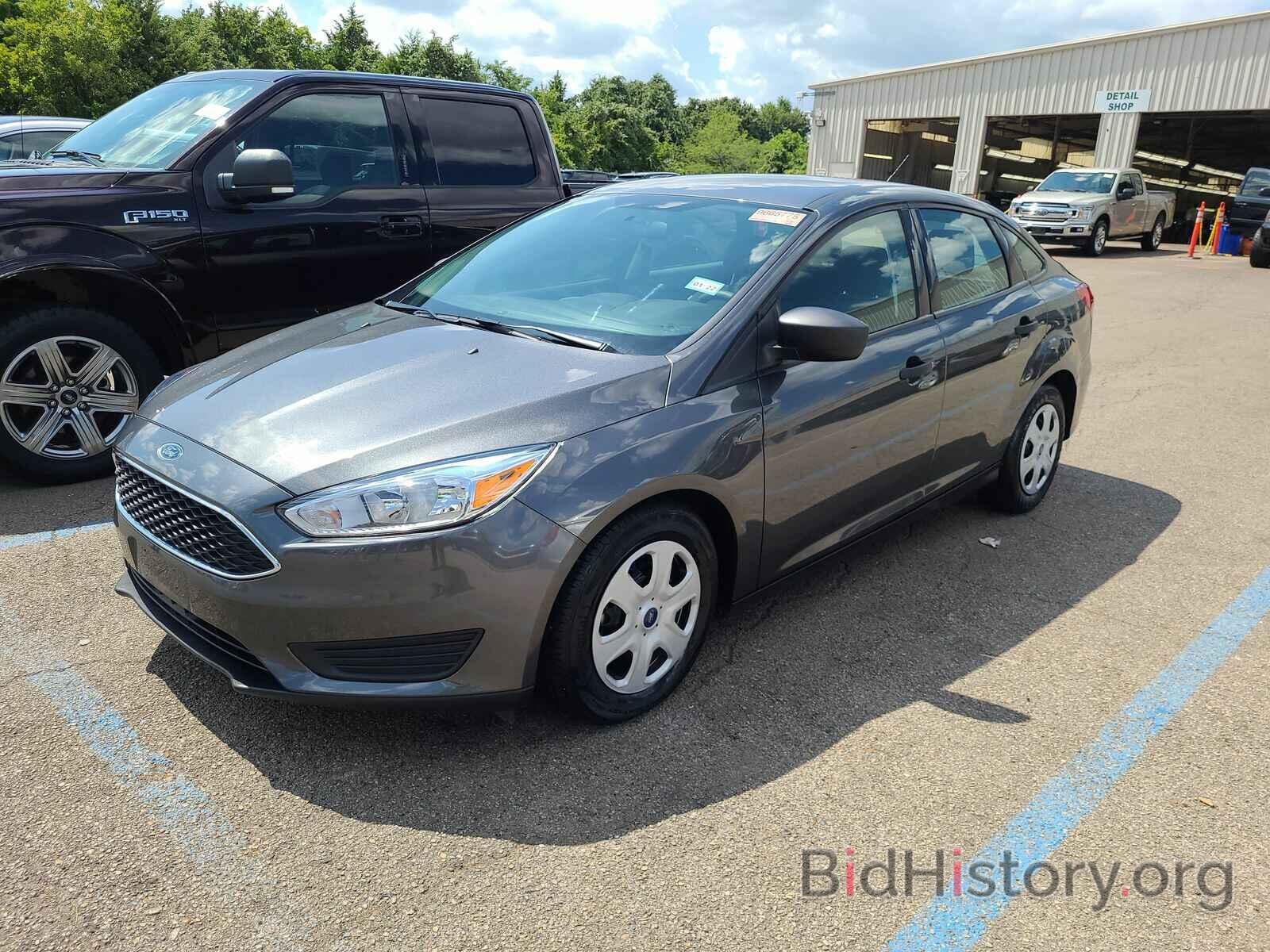 Photo 1FADP3E26JL210844 - Ford Focus 2018