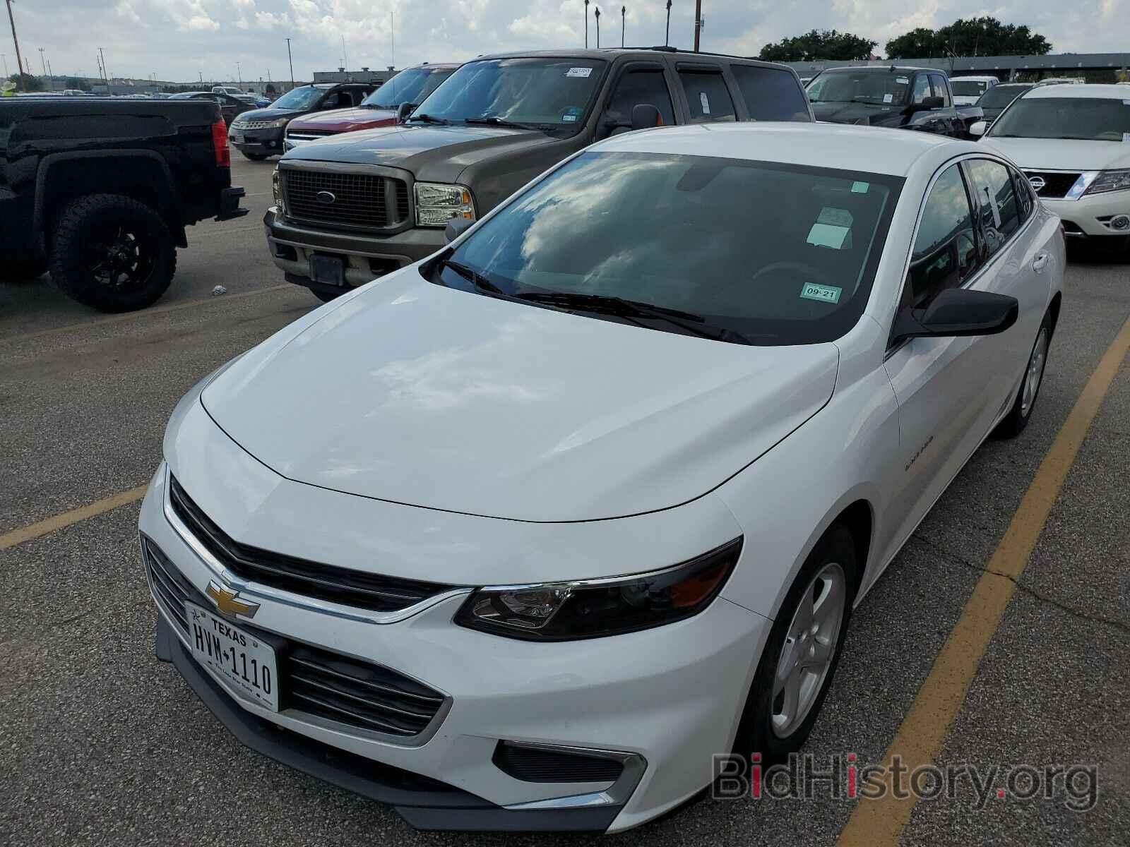 Photo 1G1ZC5ST0HF132907 - Chevrolet Malibu 2017