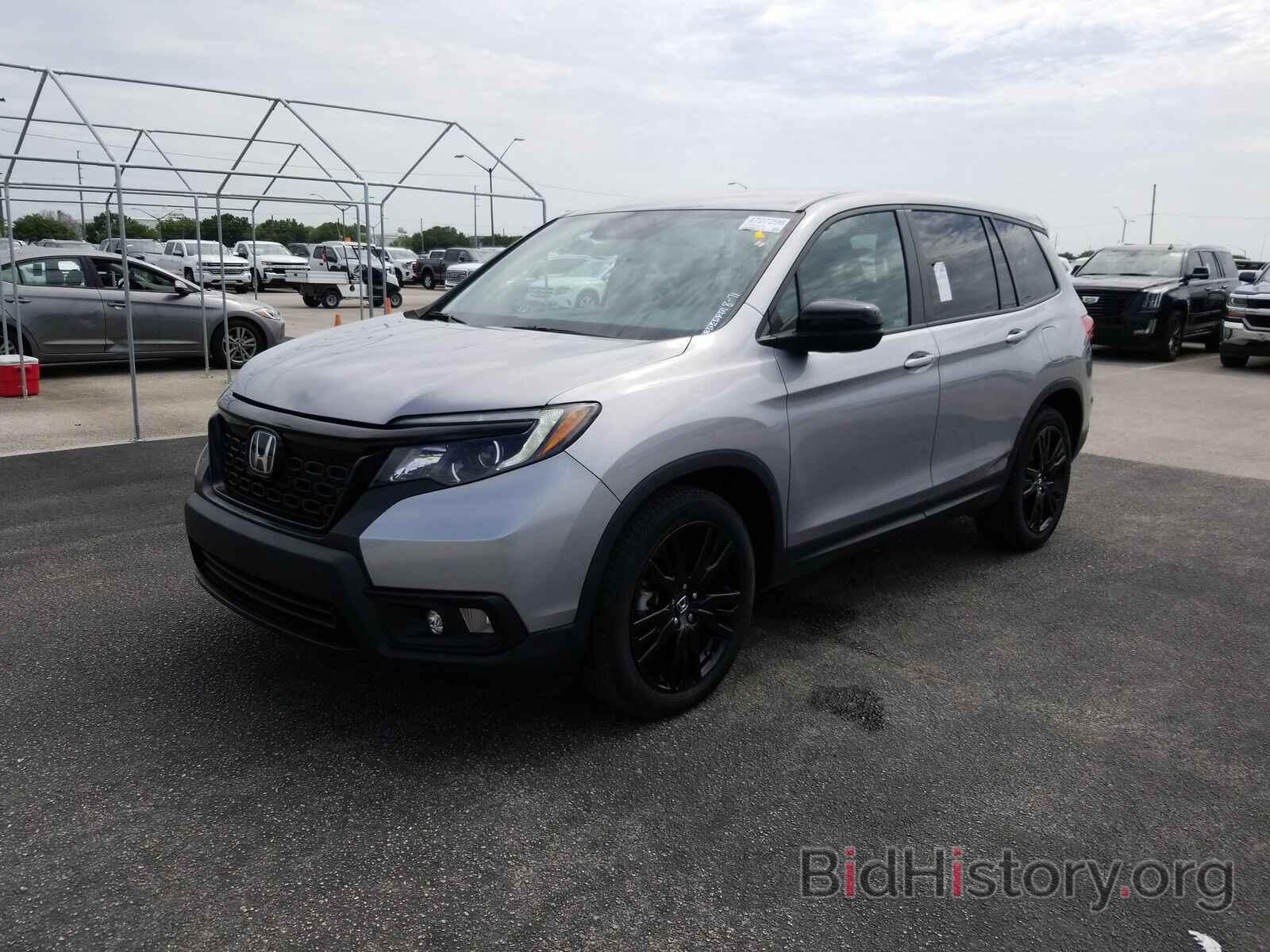 Photo 5FNYF7H28KB006097 - Honda Passport 2019