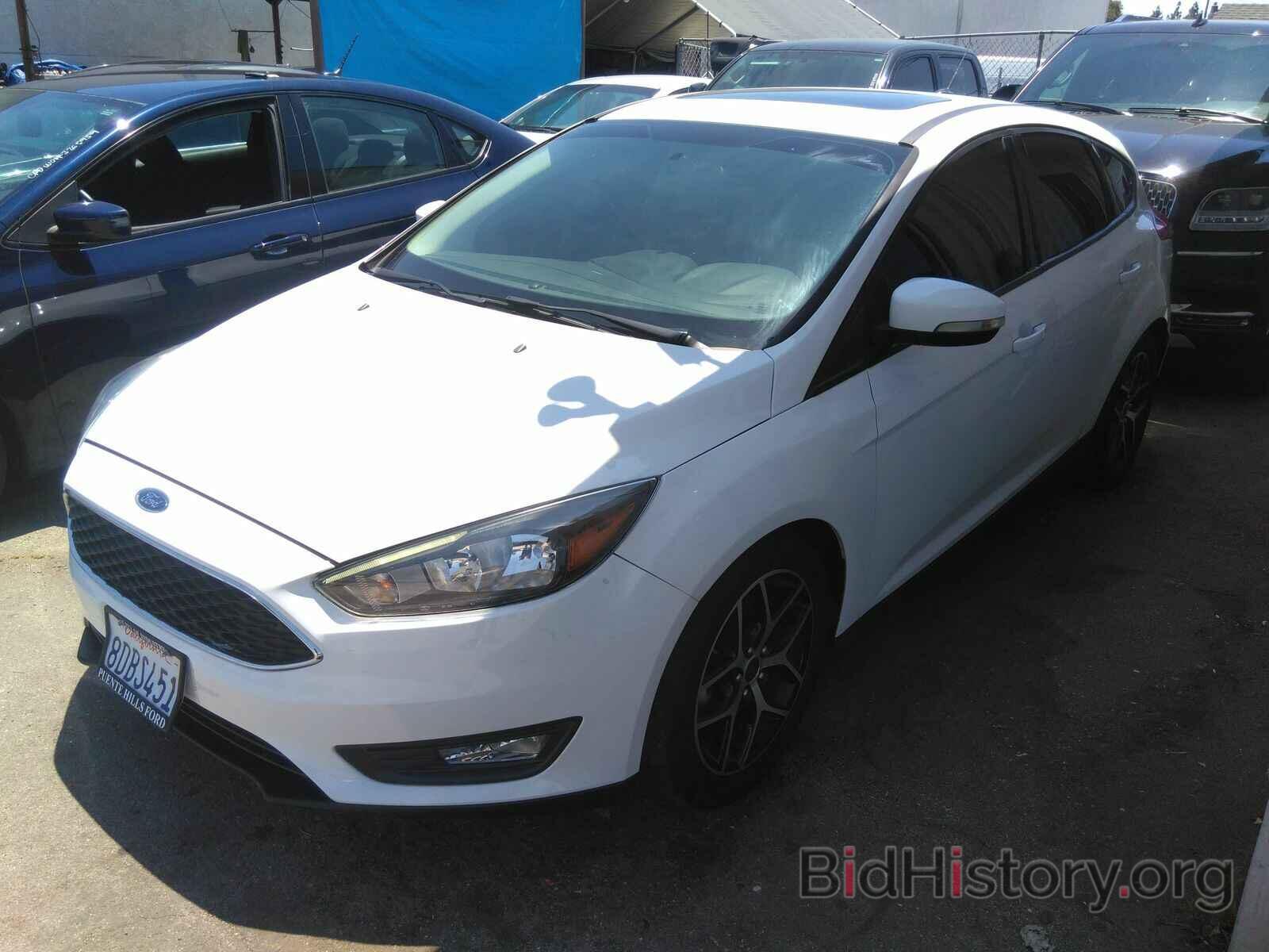 Photo 1FADP3M2XHL303894 - Ford Focus 2017