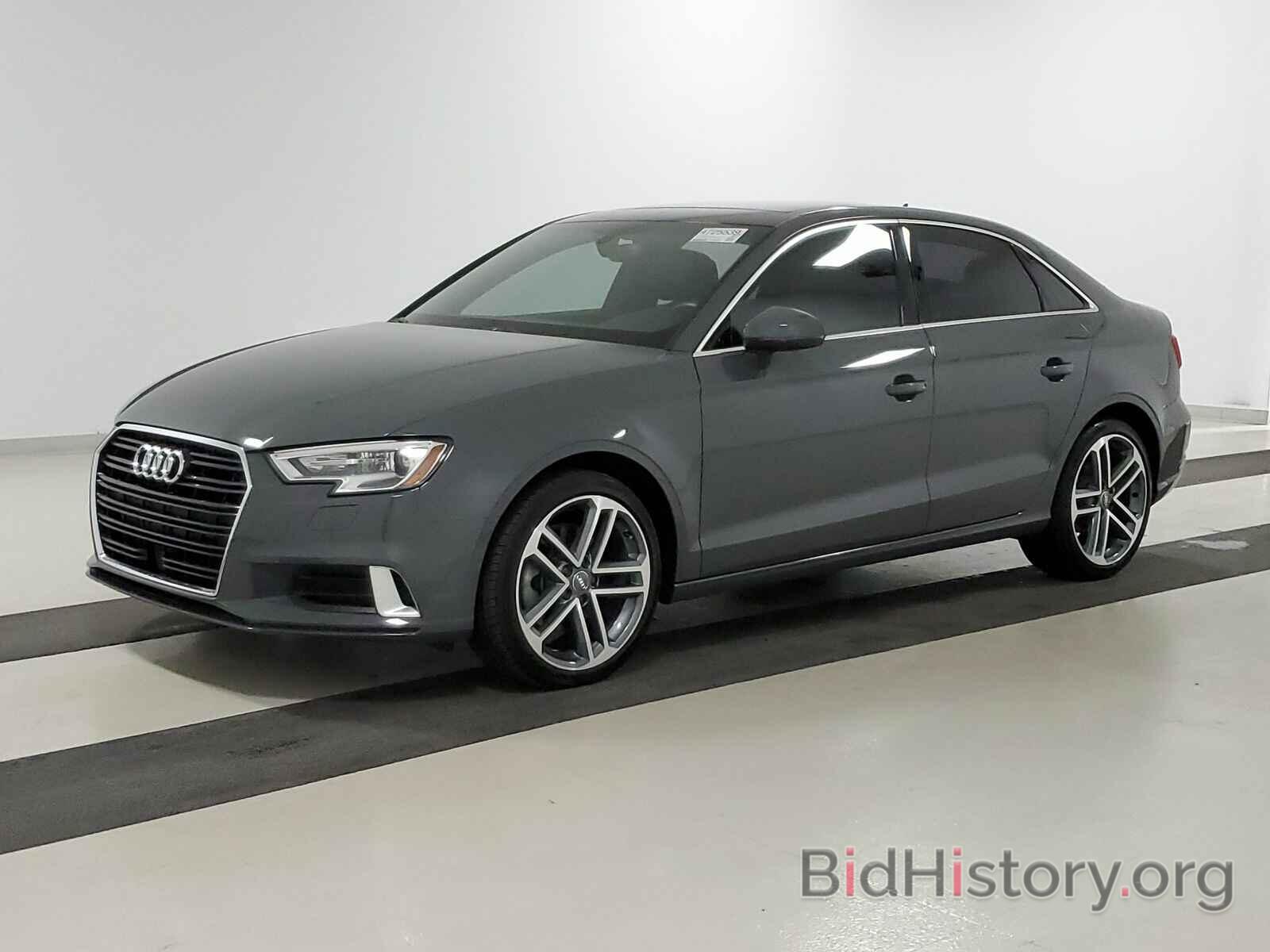 Photo WAUAUGFF8K1012548 - Audi A3 Sedan 2019