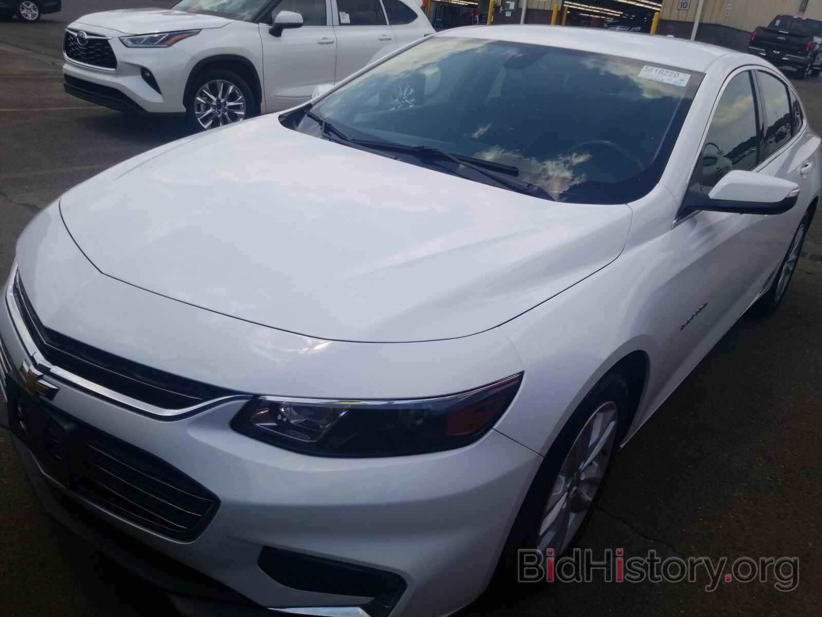 Photo 1G1ZD5ST9JF217117 - Chevrolet Malibu 2018