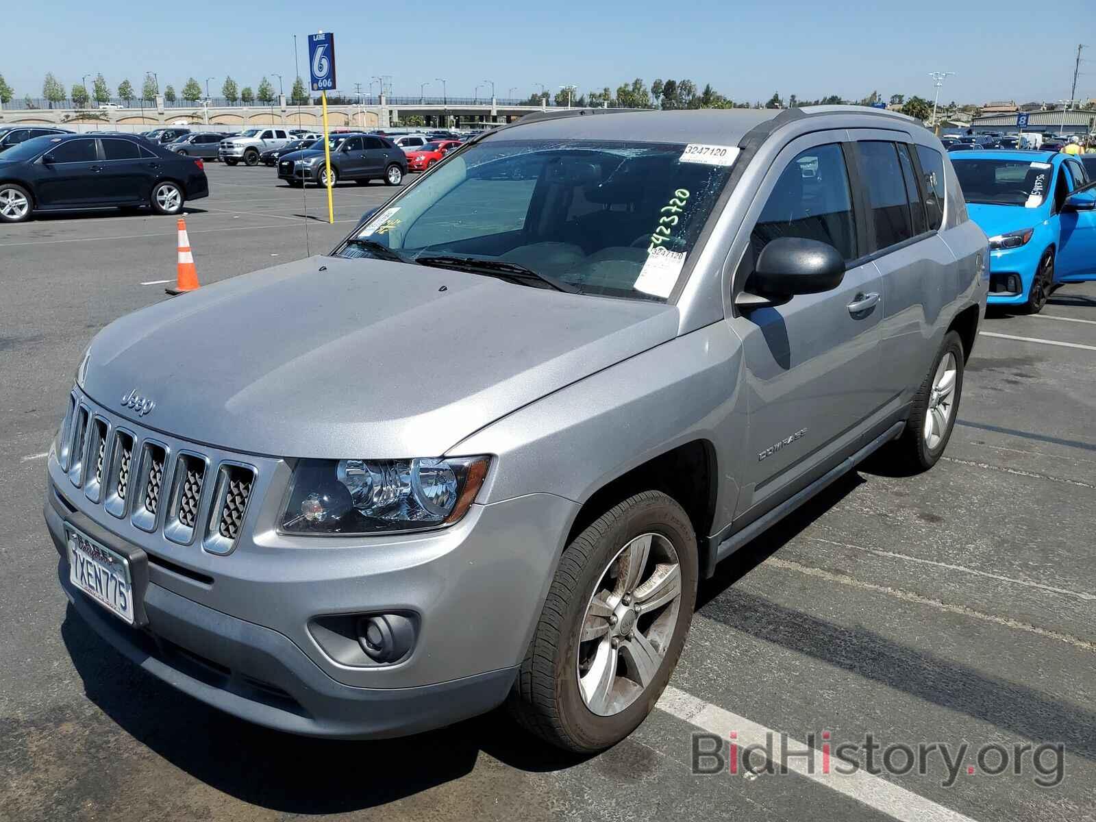 Photo 1C4NJCBAXGD665260 - Jeep Compass 2016