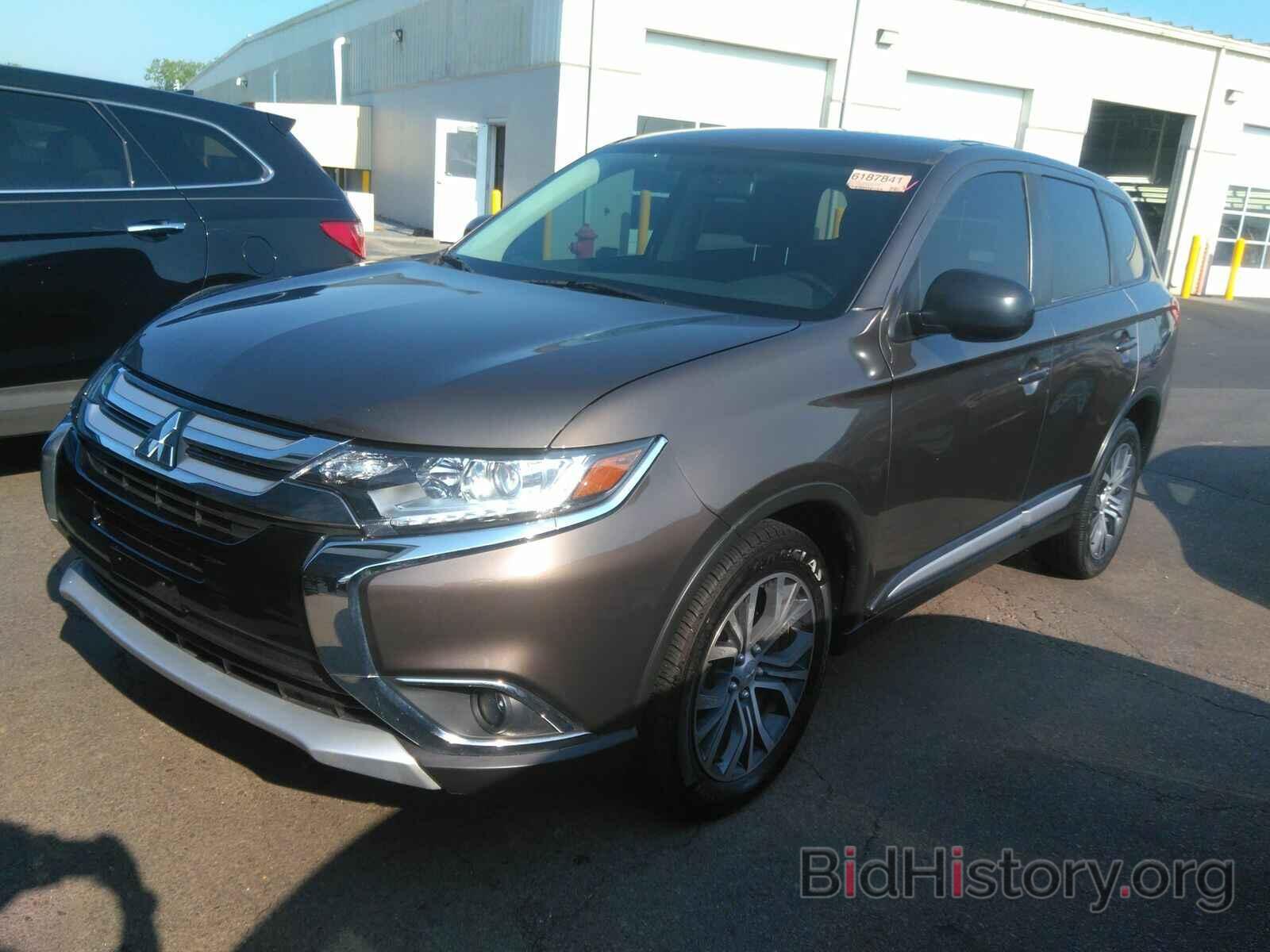 Photo JA4AZ2A33HZ059608 - Mitsubishi Outlander 2017