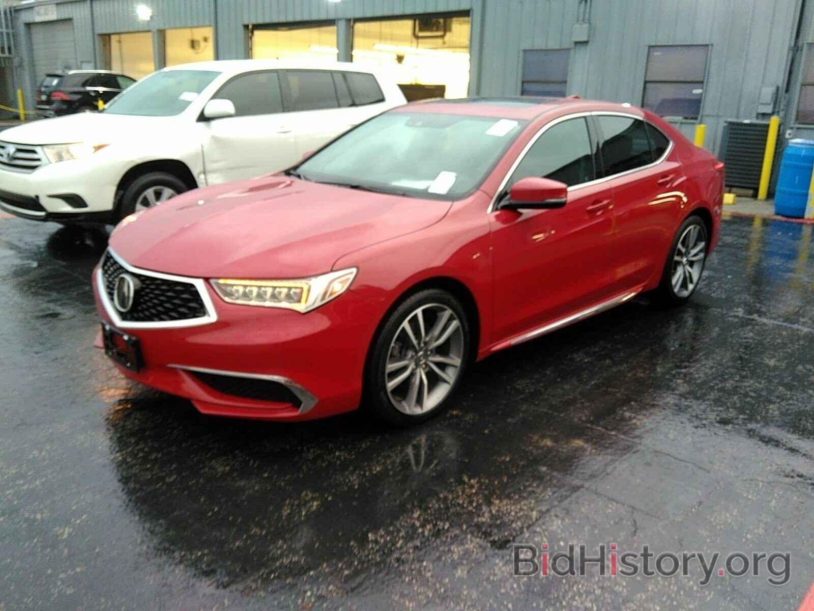 Фотография 19UUB2F49KA008744 - Acura TLX 2019