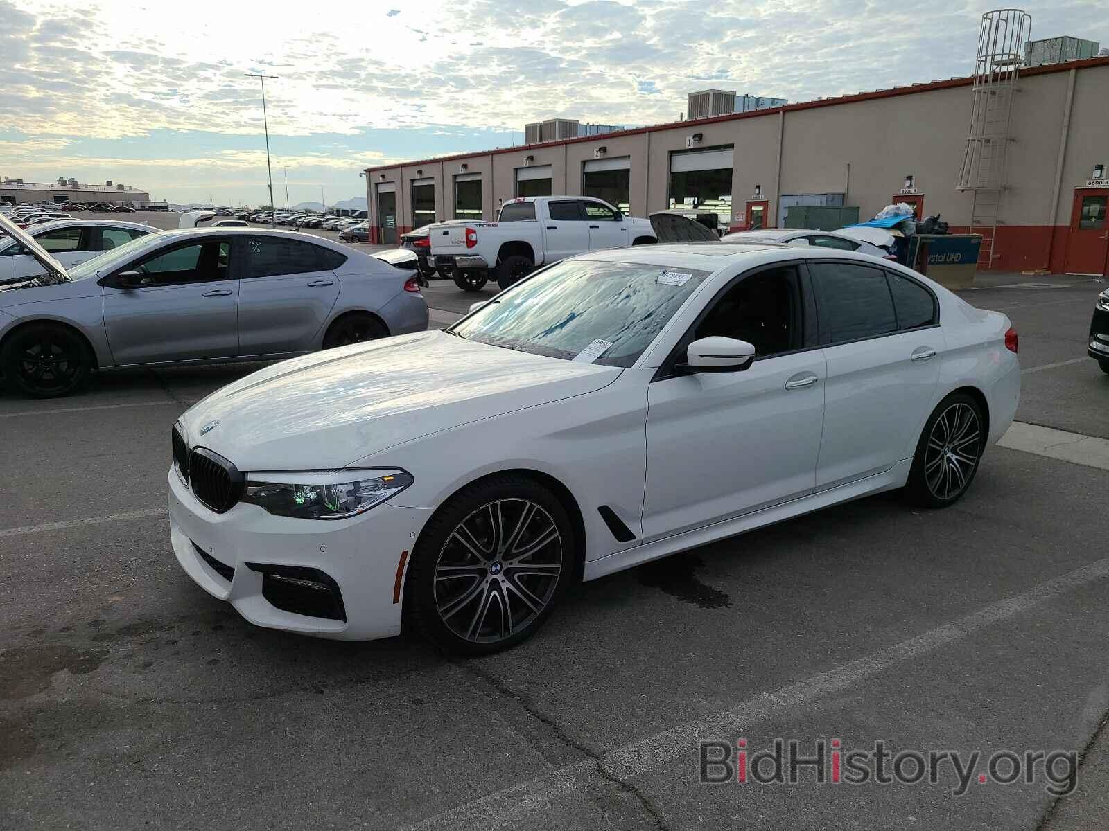 Photo WBAJE5C52JG917702 - BMW 5 Series 2018