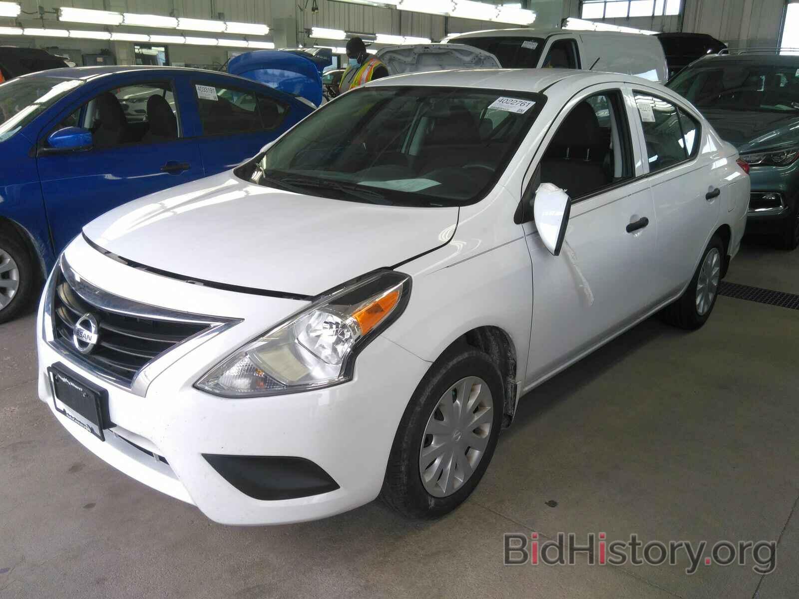 Photo 3N1CN7AP3JL829591 - Nissan Versa Sedan 2018