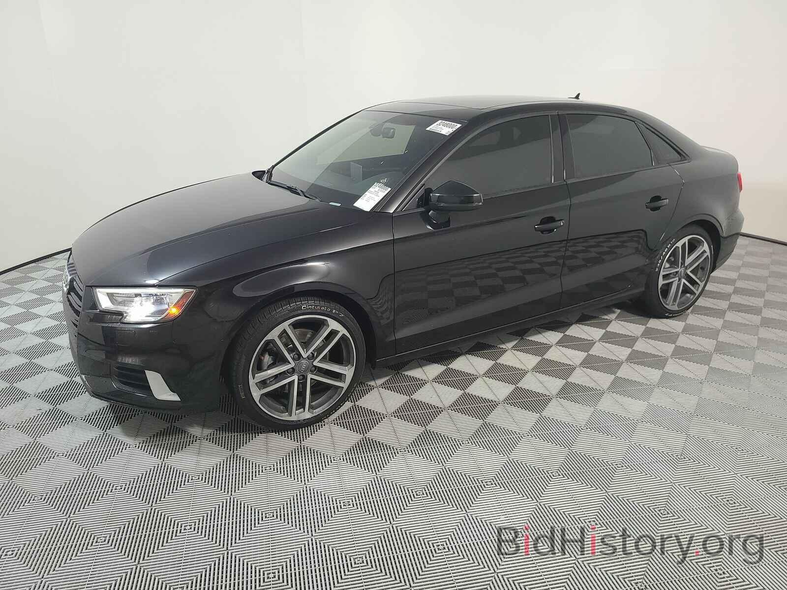 Фотография WAUAUGFF1J1044594 - Audi A3 Sedan 2018