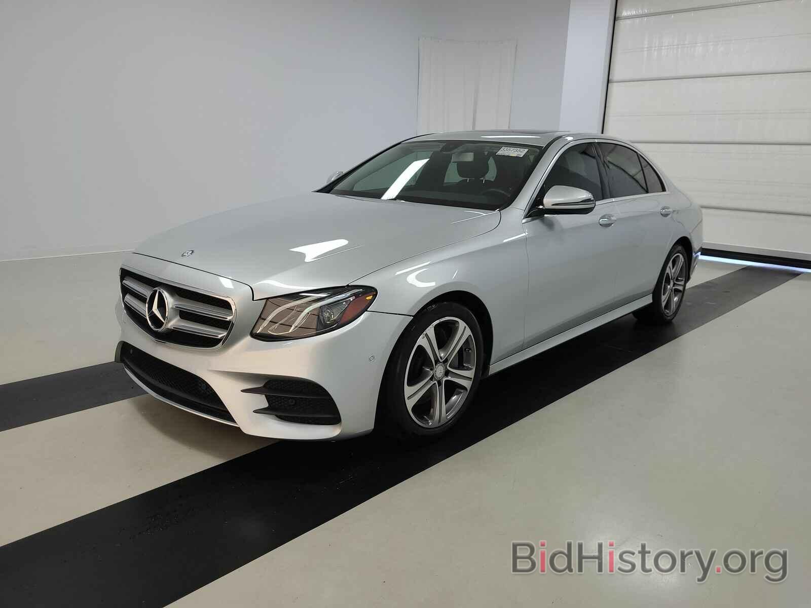 Photo WDDZF4JB8HA100758 - Mercedes-Benz E-Class 2017