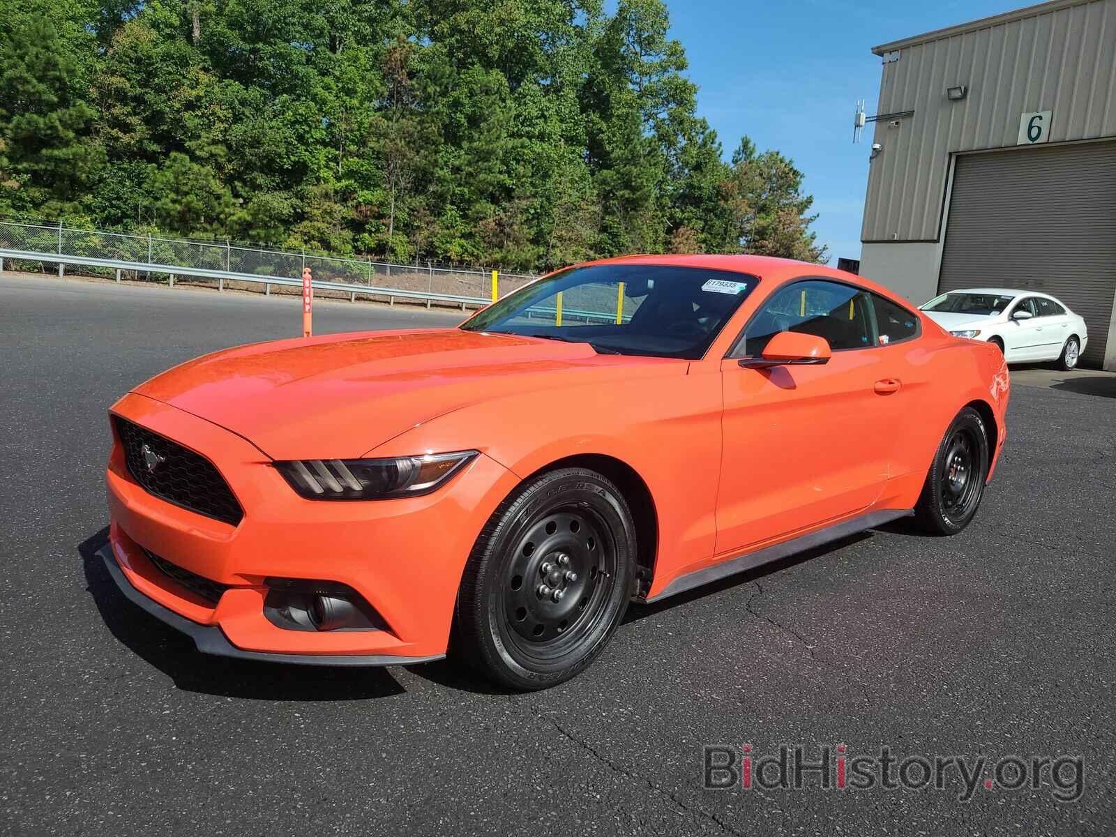 Photo 1FA6P8TH8F5423075 - Ford Mustang 2015