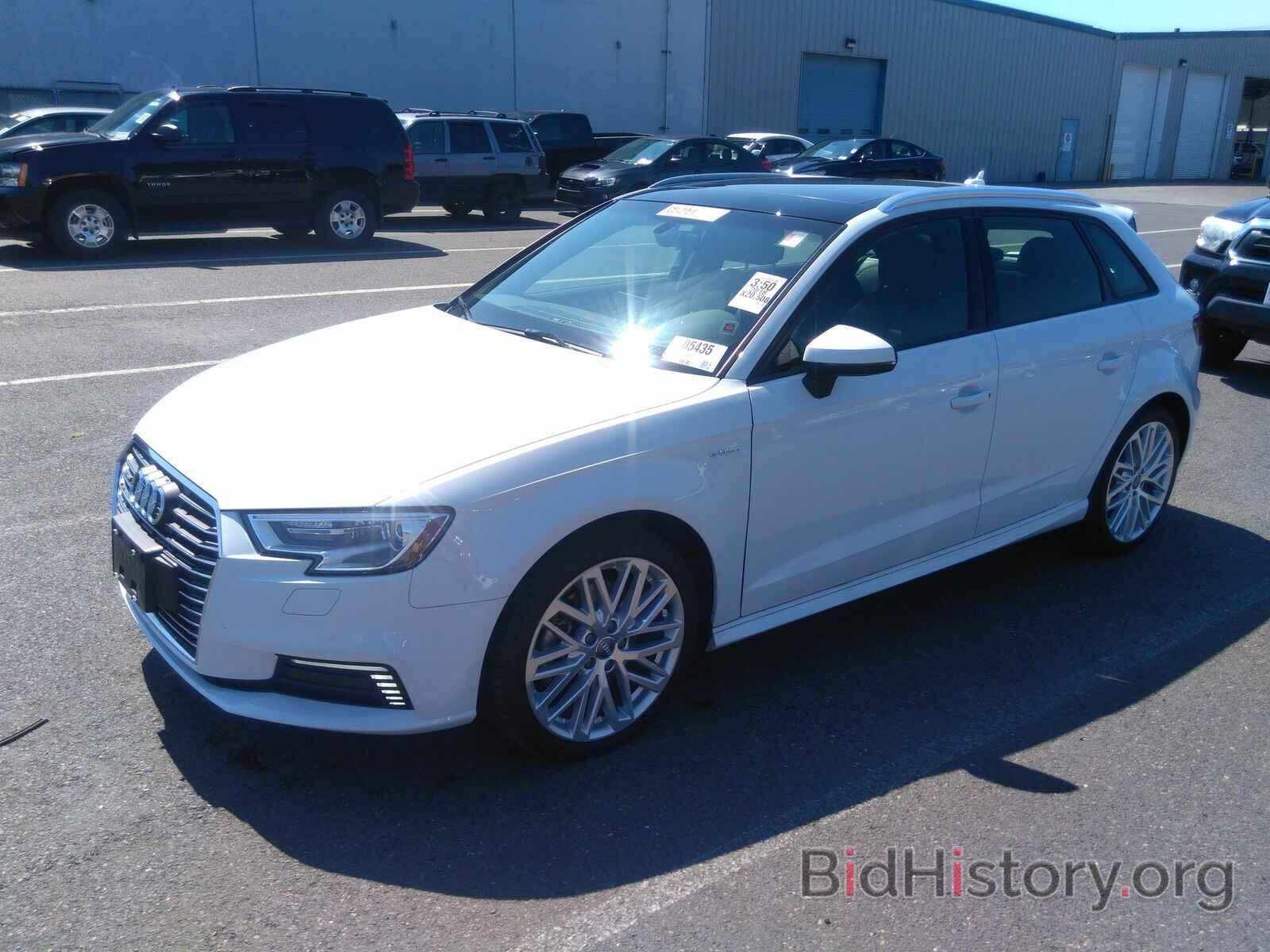 Photo WAUUPBFF9JA067547 - Audi A3 Sportback e-tron 2018