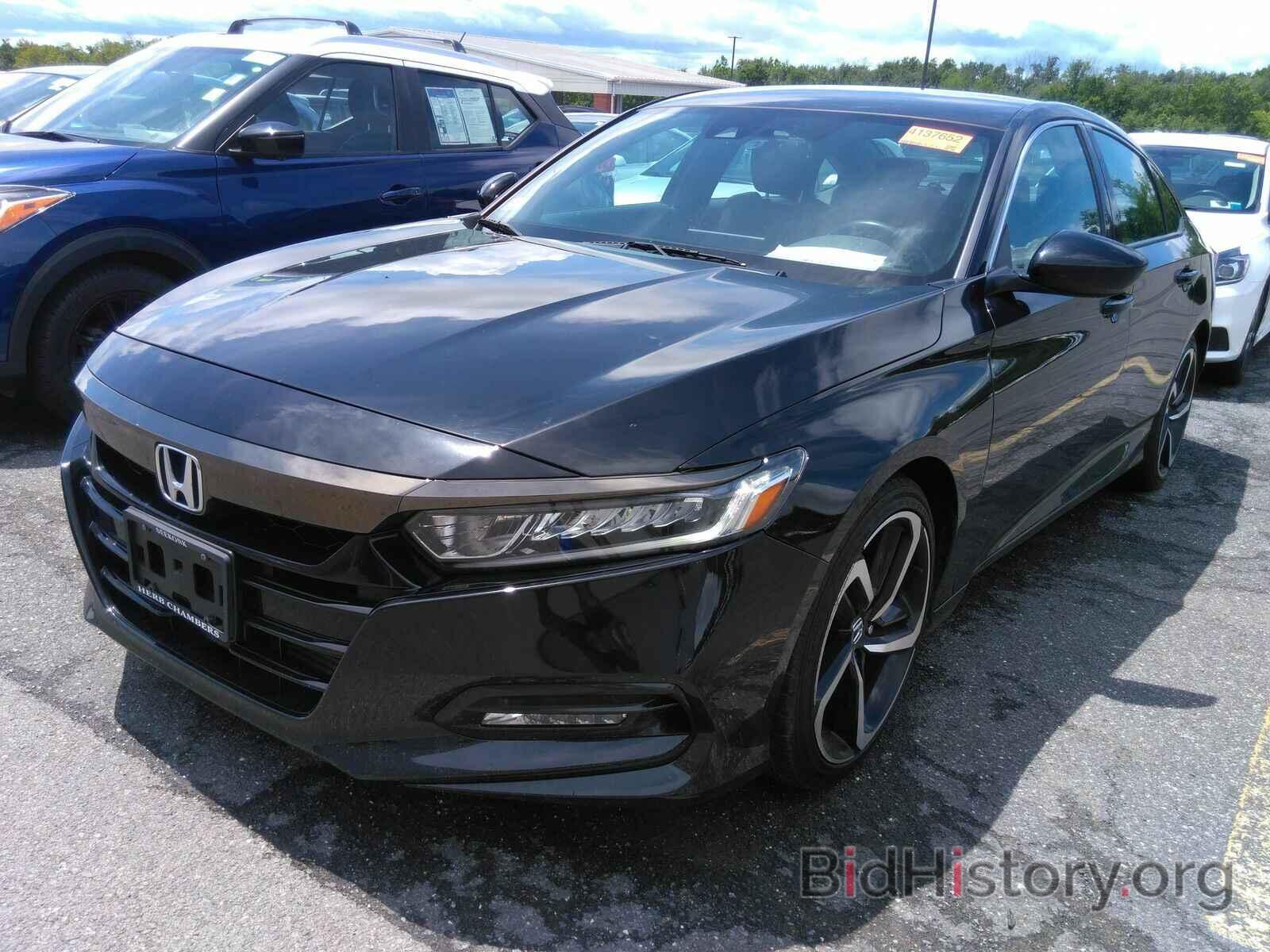 Photo 1HGCV1F36JA034852 - Honda Accord Sedan 2018