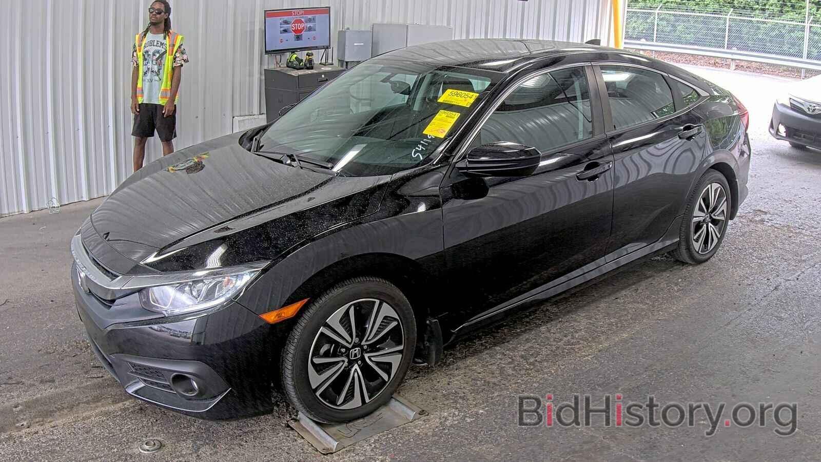 Photo 19XFC1F35HE018036 - Honda Civic Sedan 2017