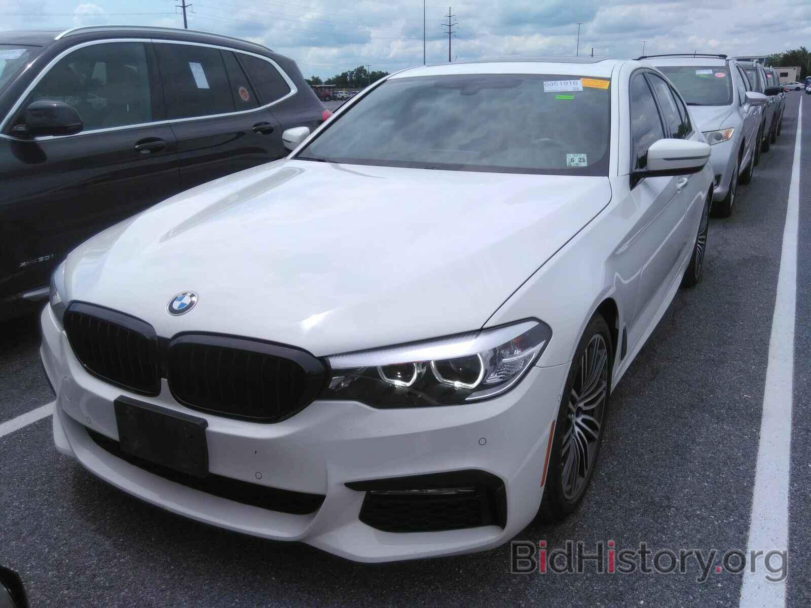 Photo WBAJA7C56JWA74779 - BMW 5 Series 2018