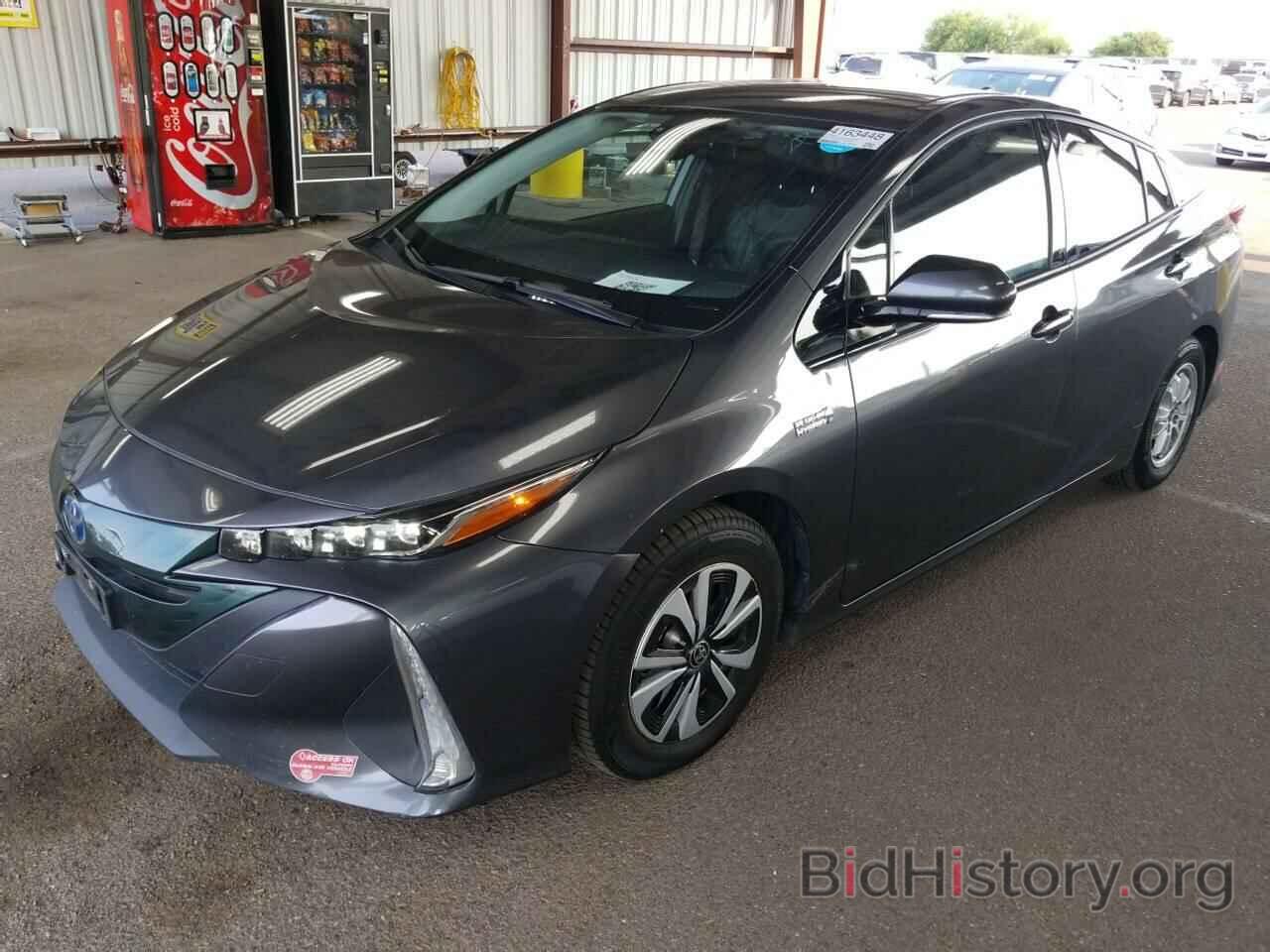 Photo JTDKARFP4H3065684 - Toyota Prius Prime 2017