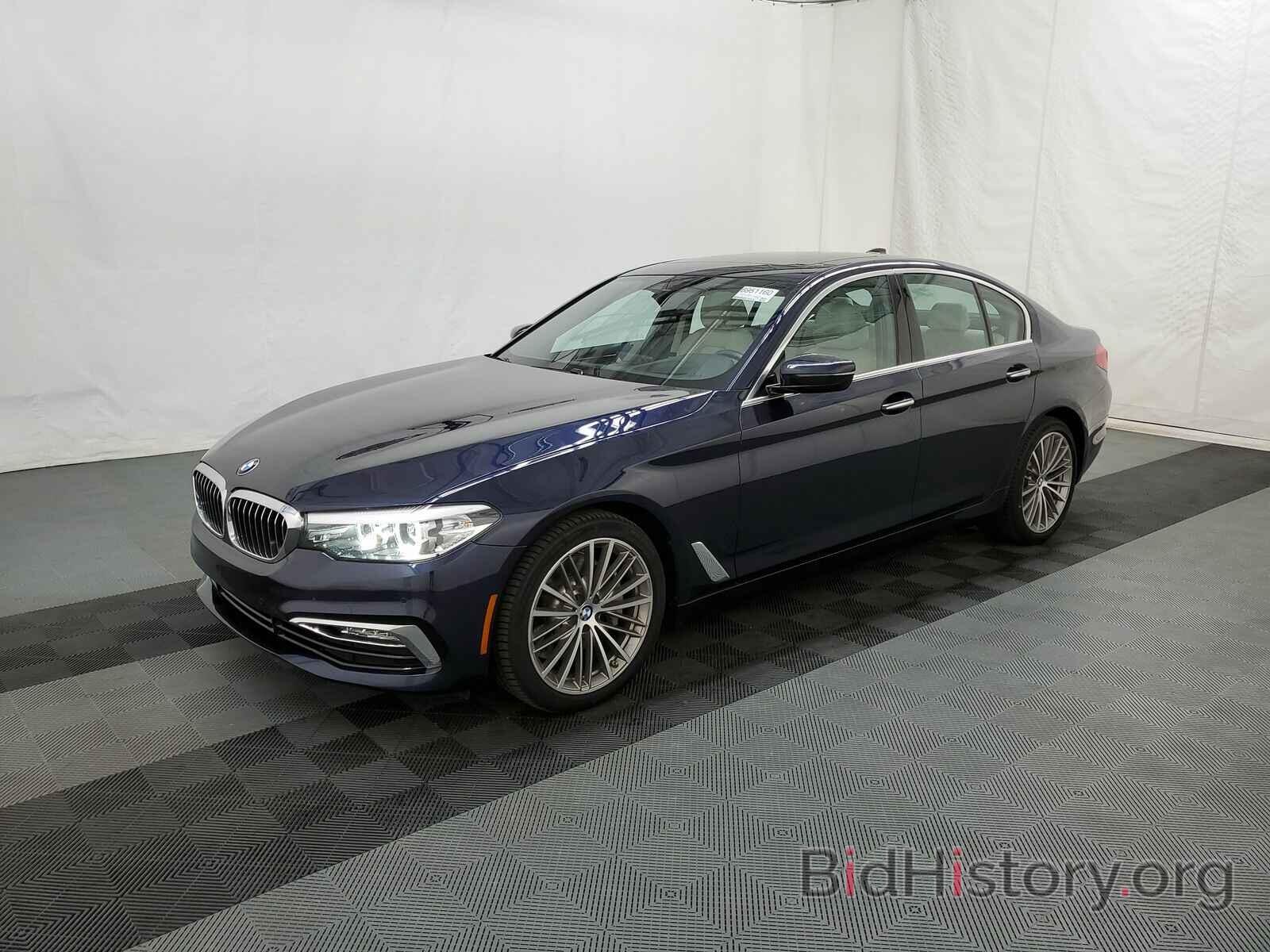 Photo WBAJA5C58JWA39472 - BMW 5 Series 2018