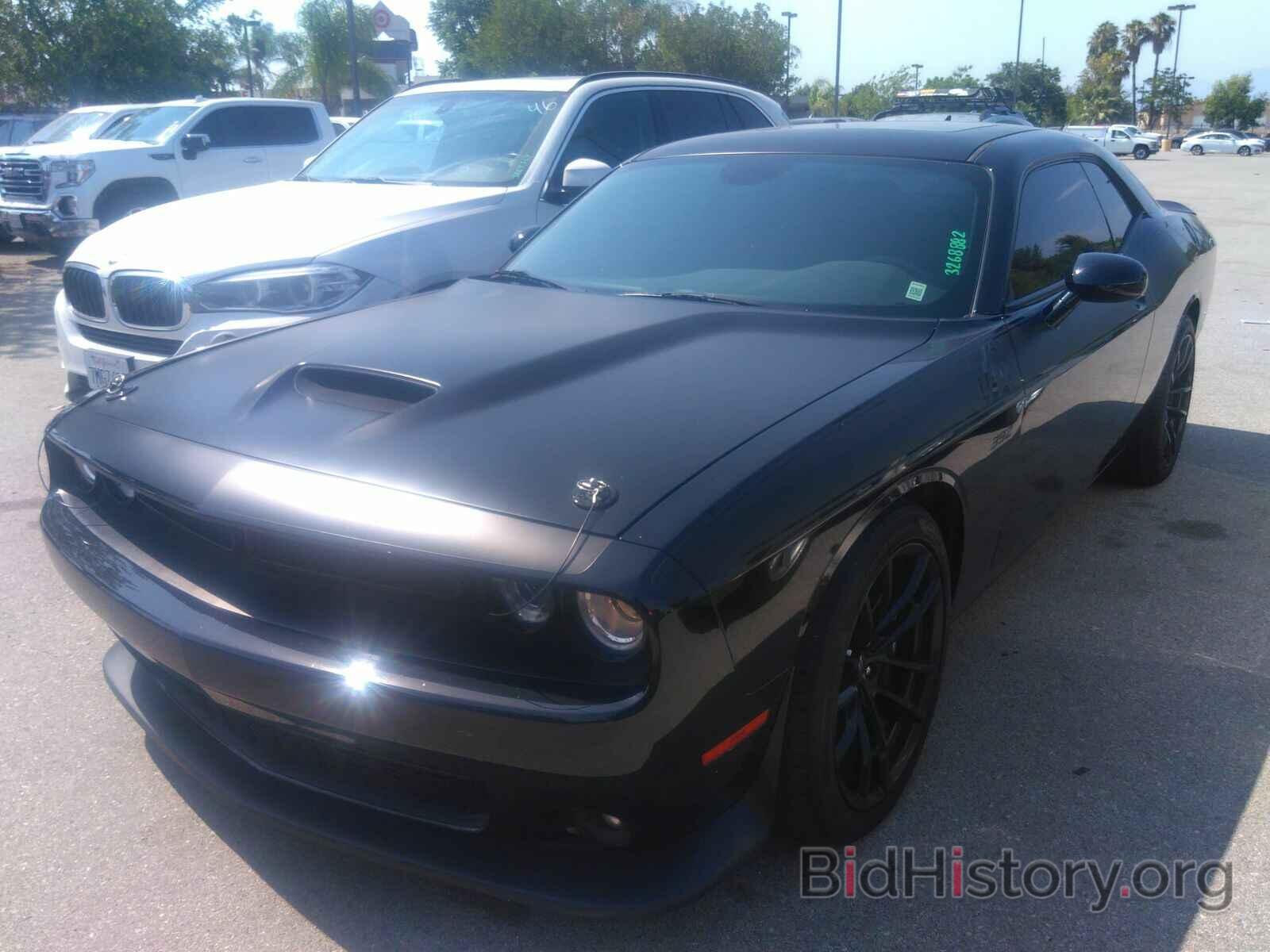 Photo 2C3CDZFJ1JH154627 - Dodge Challenger 2018