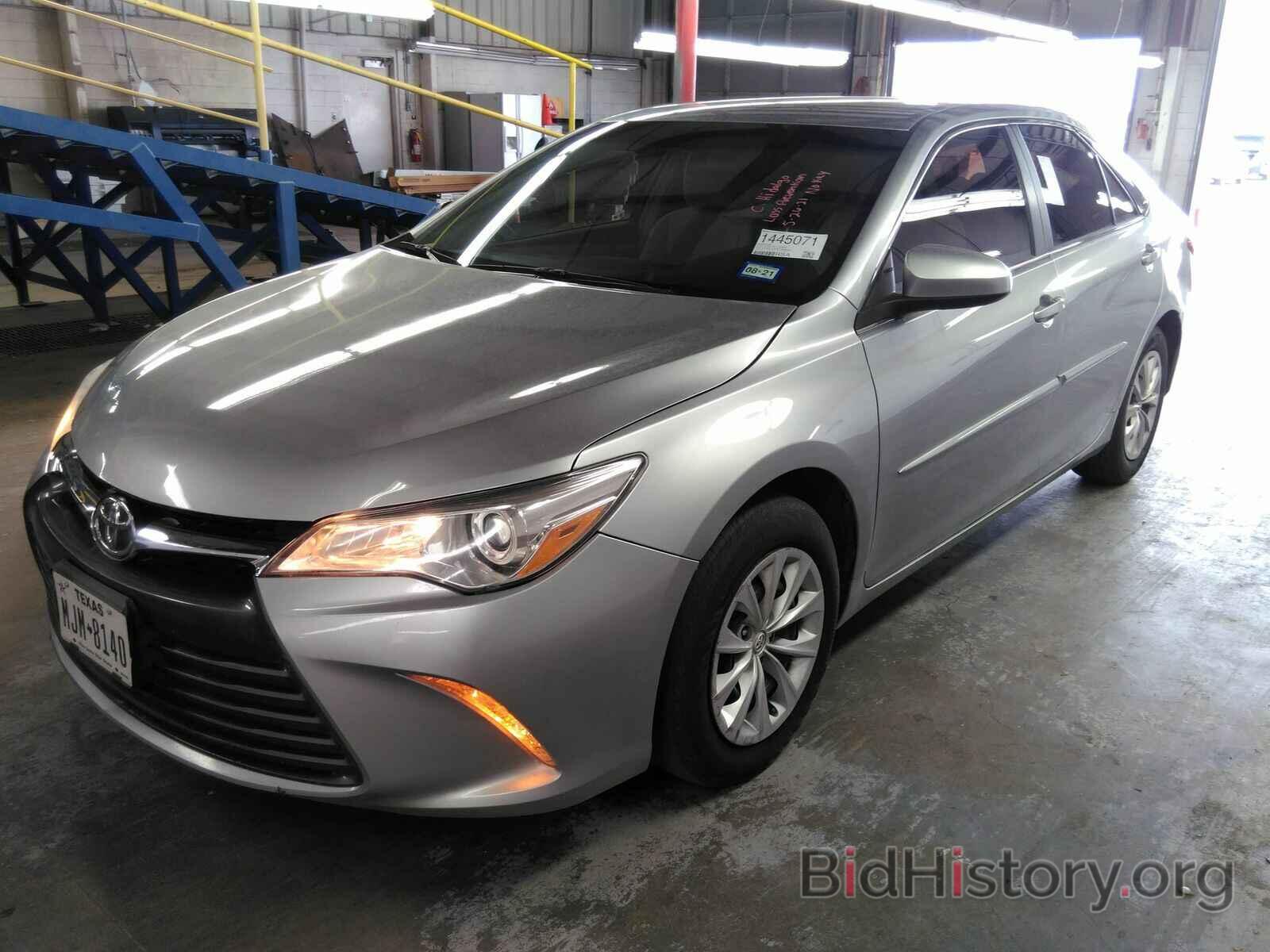 Photo 4T4BF1FK8FR445403 - Toyota Camry 2015