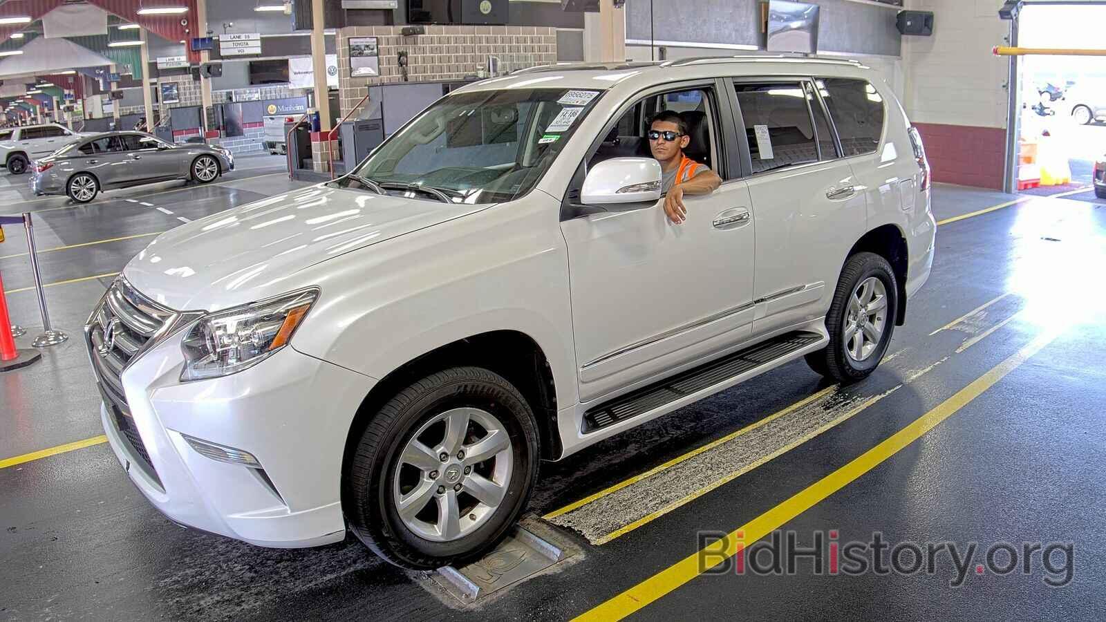 Photo JTJBM7FX2J5204925 - Lexus GX GX 2018