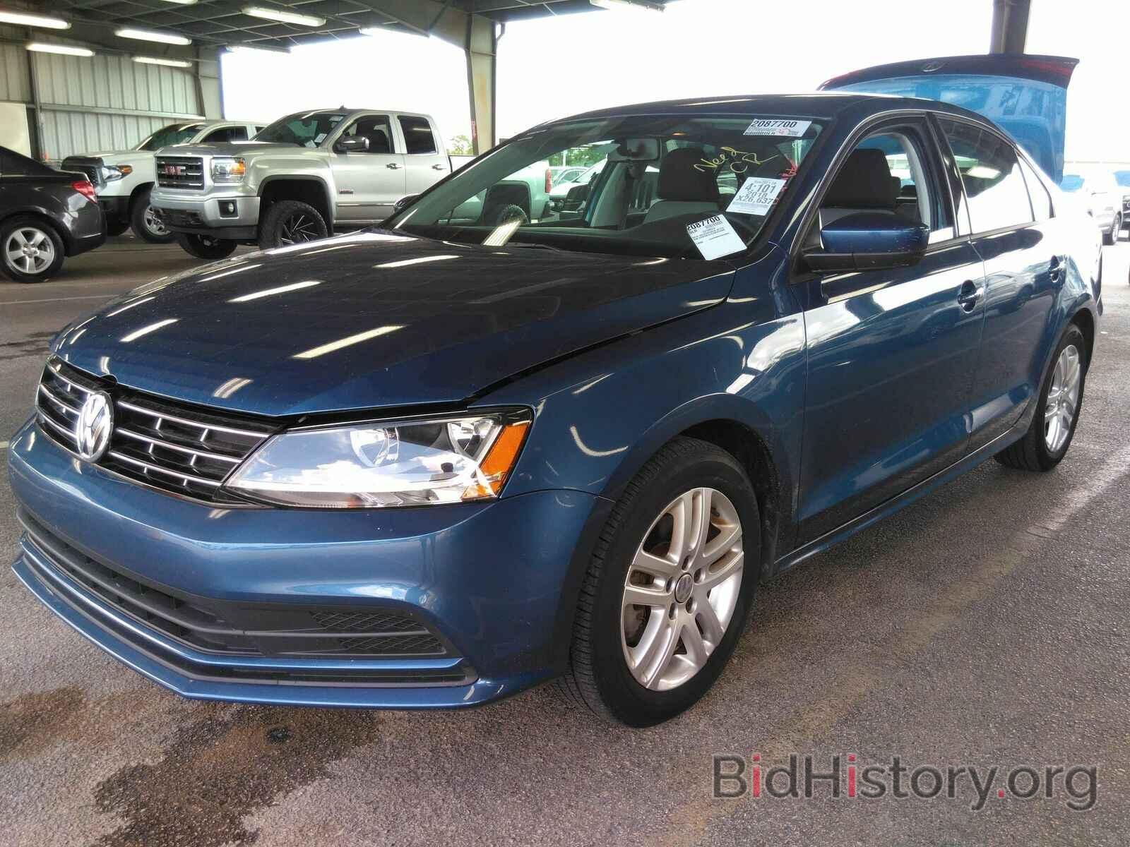 Фотография 3VW2B7AJ2JM207004 - Volkswagen Jetta 2018