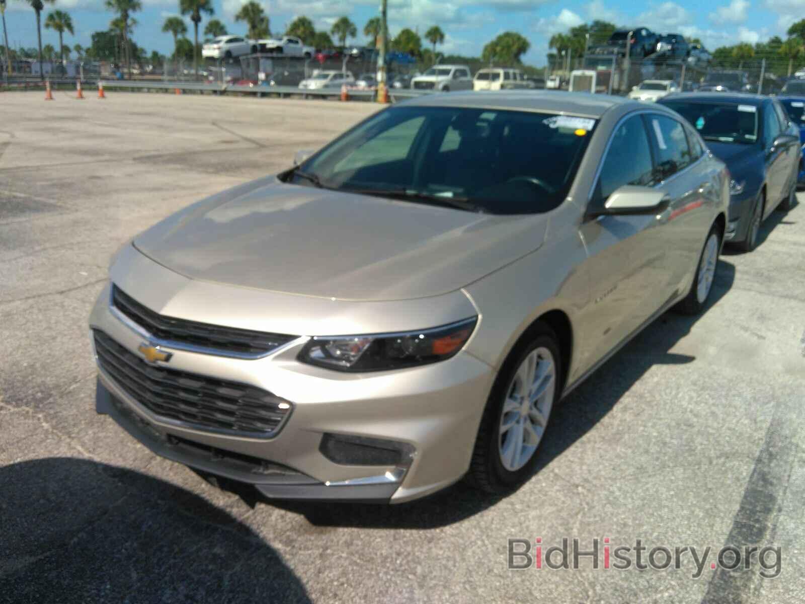 Photo 1G1ZE5ST8GF228910 - Chevrolet Malibu 2016