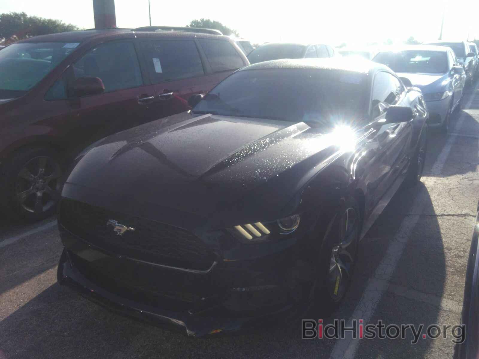 Photo 1FA6P8AM8F5361564 - Ford Mustang 2015