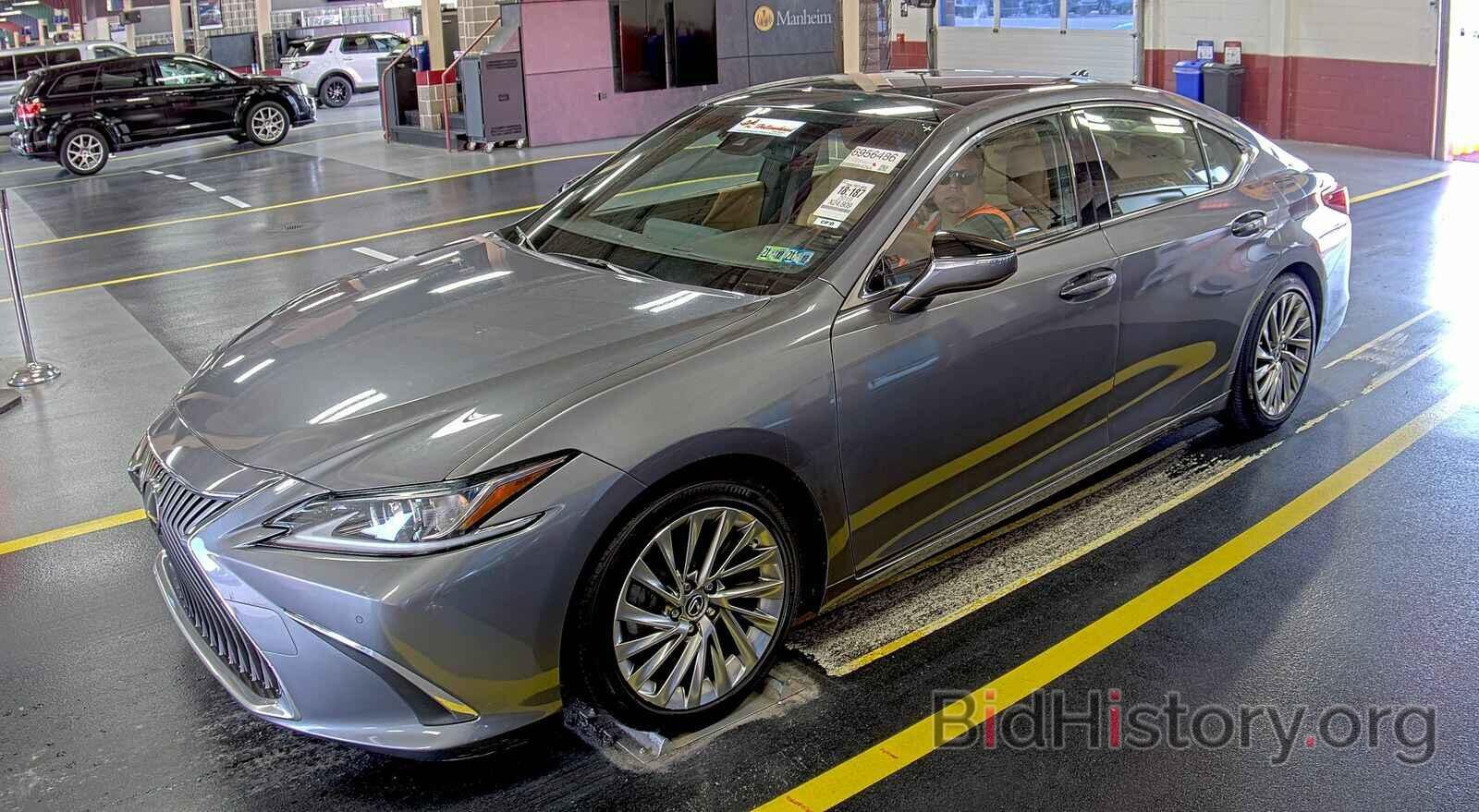 Photo JTHBZ1B12K2002459 - Lexus ES ES 2019