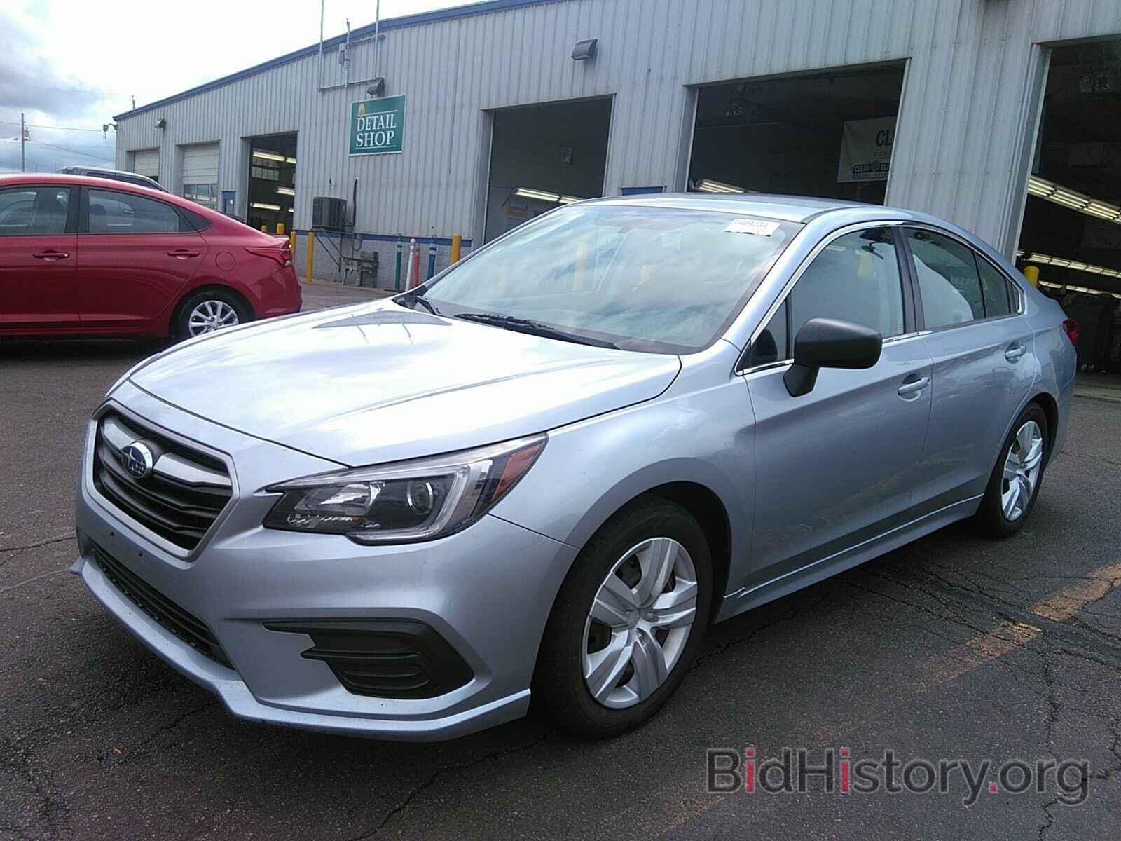 Photo 4S3BNAA67J3044886 - Subaru Legacy 2018