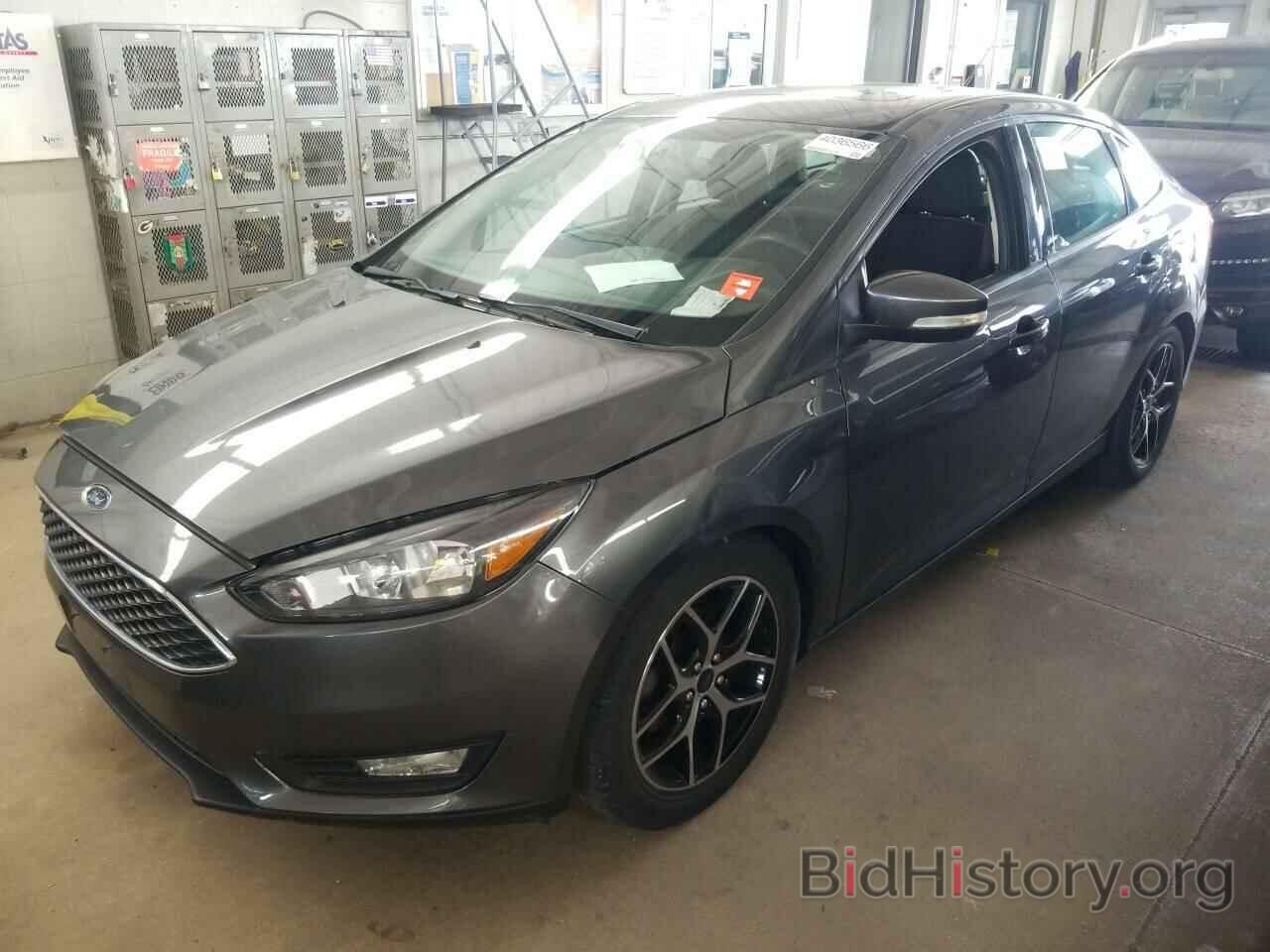 Photo 1FADP3H22HL236752 - Ford Focus 2017