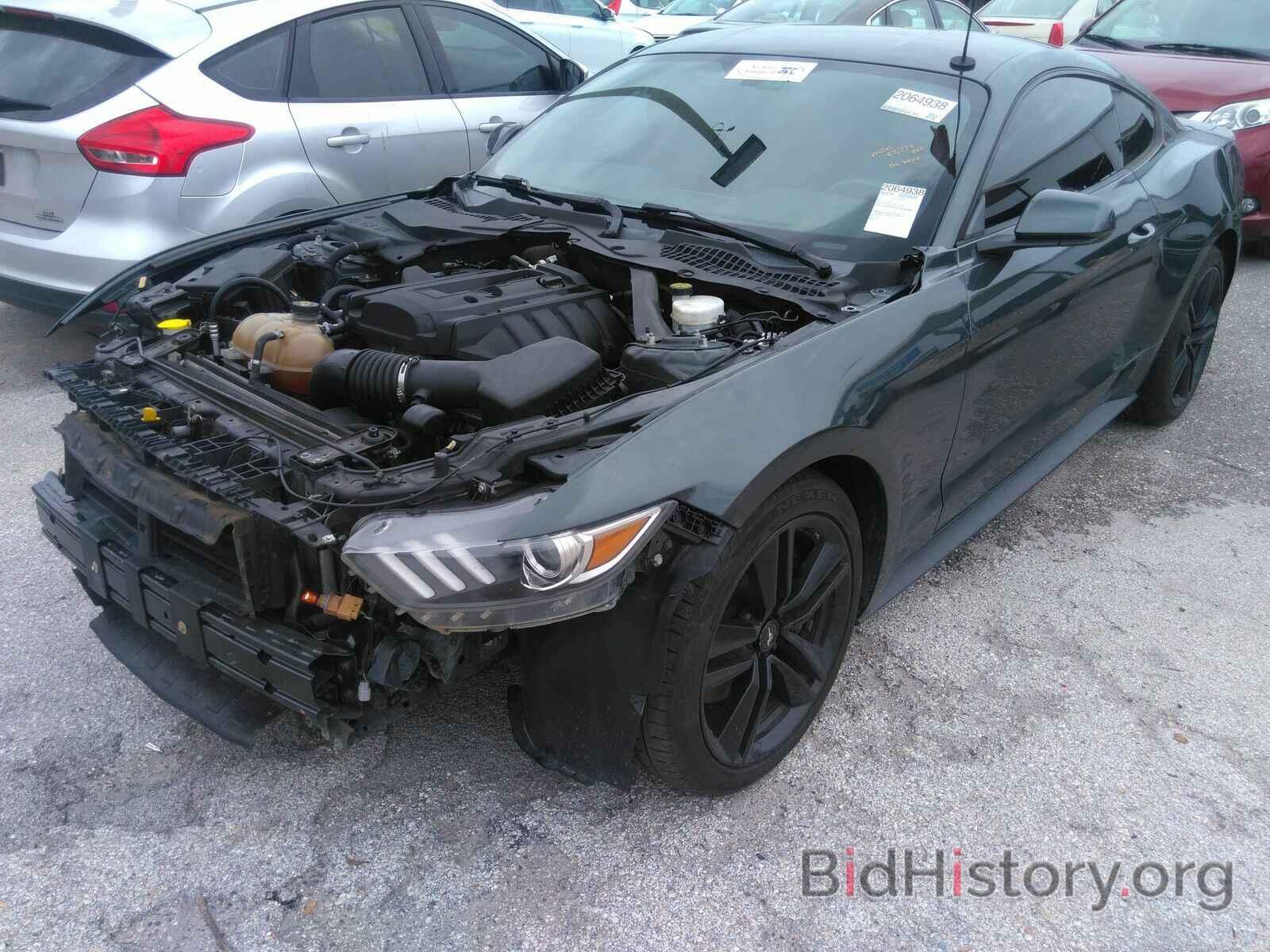 Photo 1FA6P8TH0F5335895 - Ford Mustang 2015