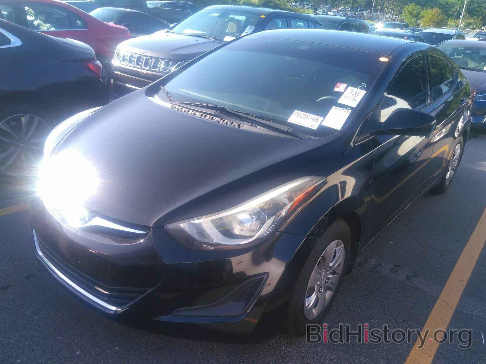 Photo KMHDH4AE3GU645803 - Hyundai Elantra 2016