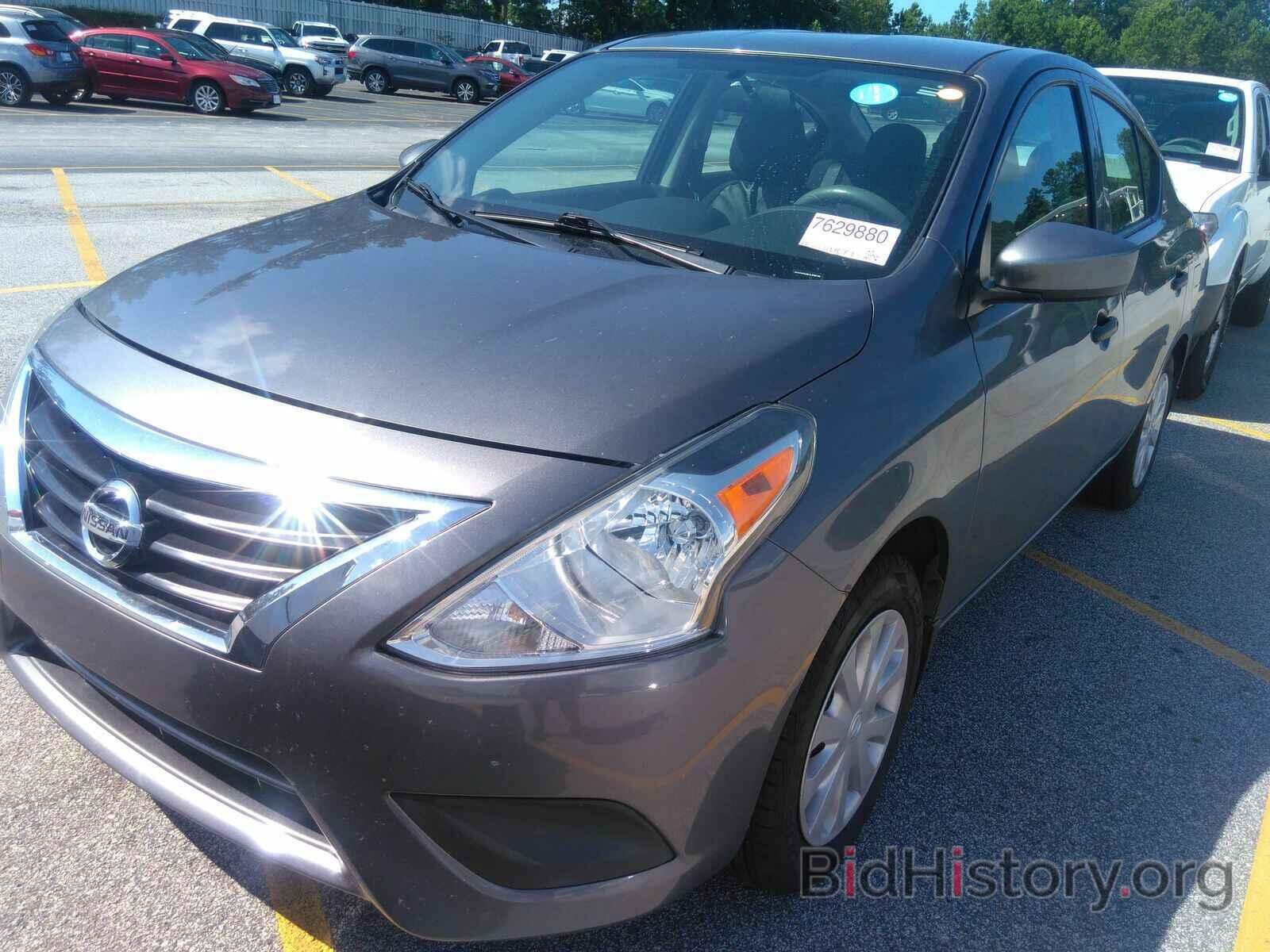 Фотография 3N1CN7AP8JL839128 - Nissan Versa Sedan 2018