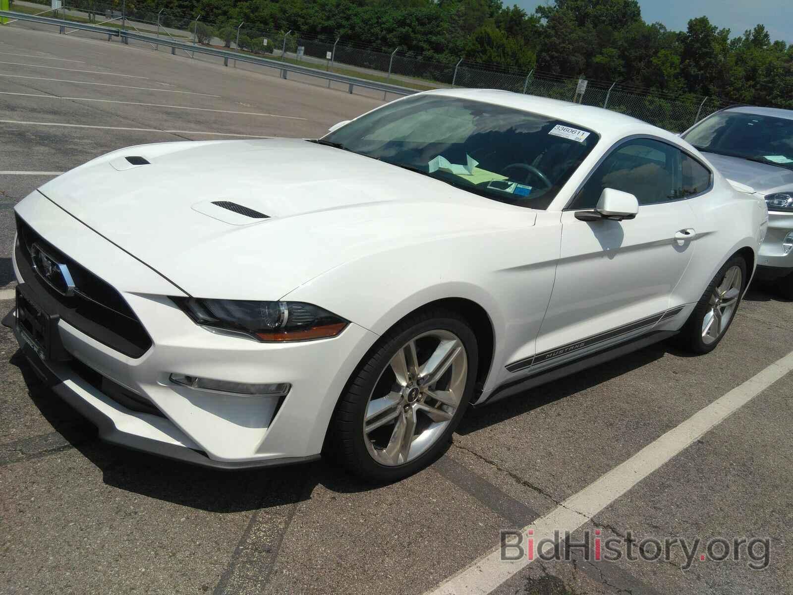 Photo 1FA6P8TH6J5158696 - Ford Mustang 2018