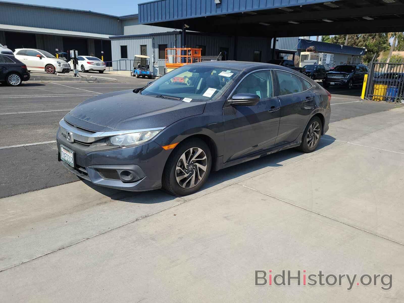 Photo 19XFC2F81HE210426 - Honda Civic Sedan 2017