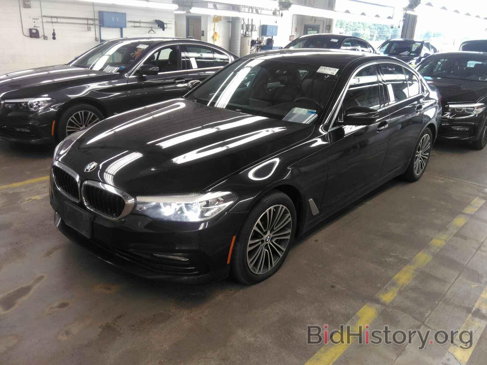 Photo WBAJA7C52JWA73161 - BMW 5 Series 2018
