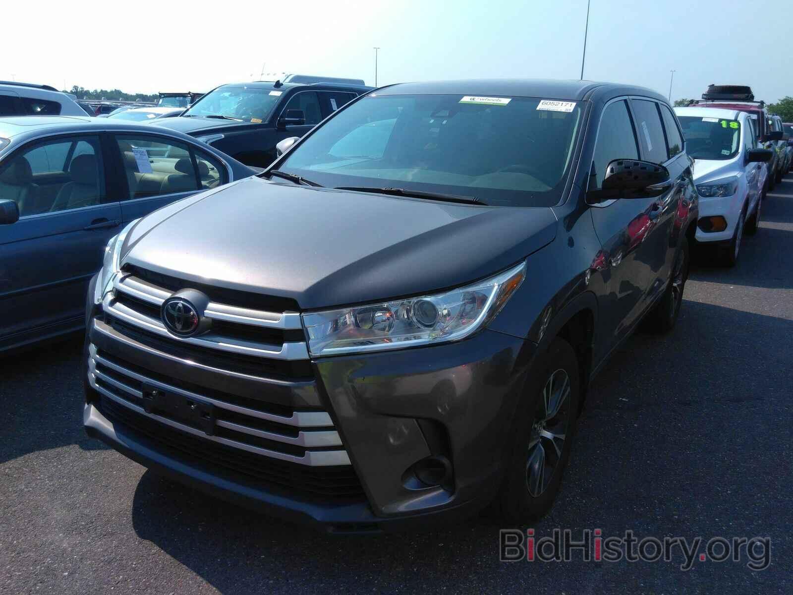 Фотография 5TDBZRFH8HS389981 - Toyota Highlander 2017